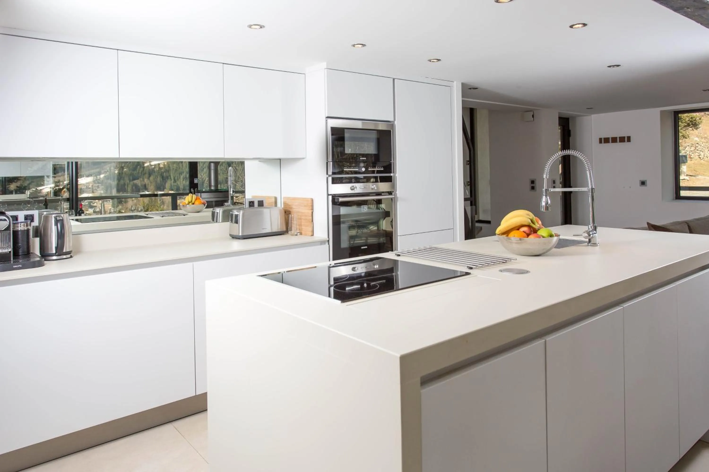 Kitchen or kitchenette in Chalet La Source - Chamonix All Year