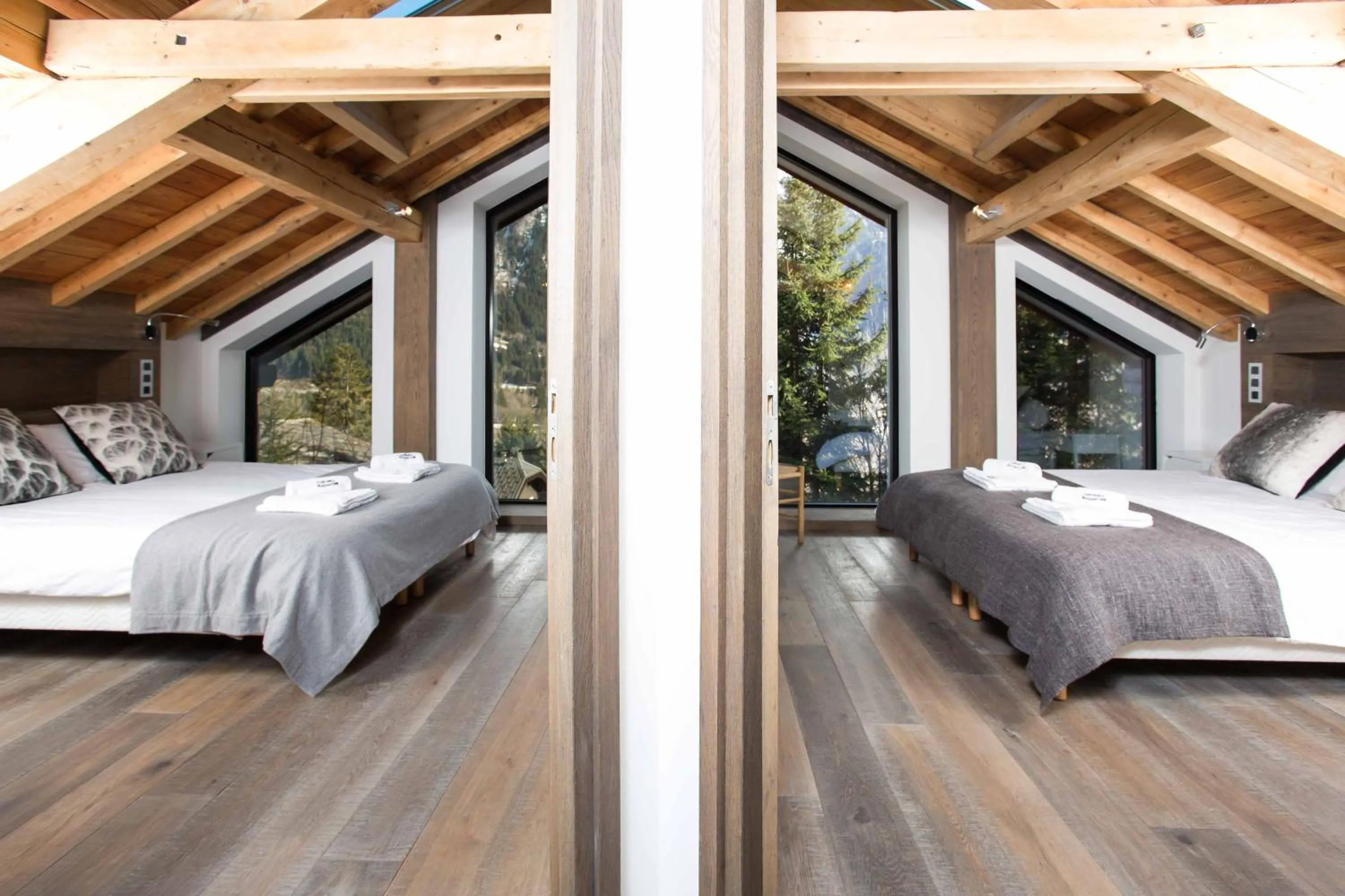 Bedroom, Bed in Chalet La Source - Chamonix All Year