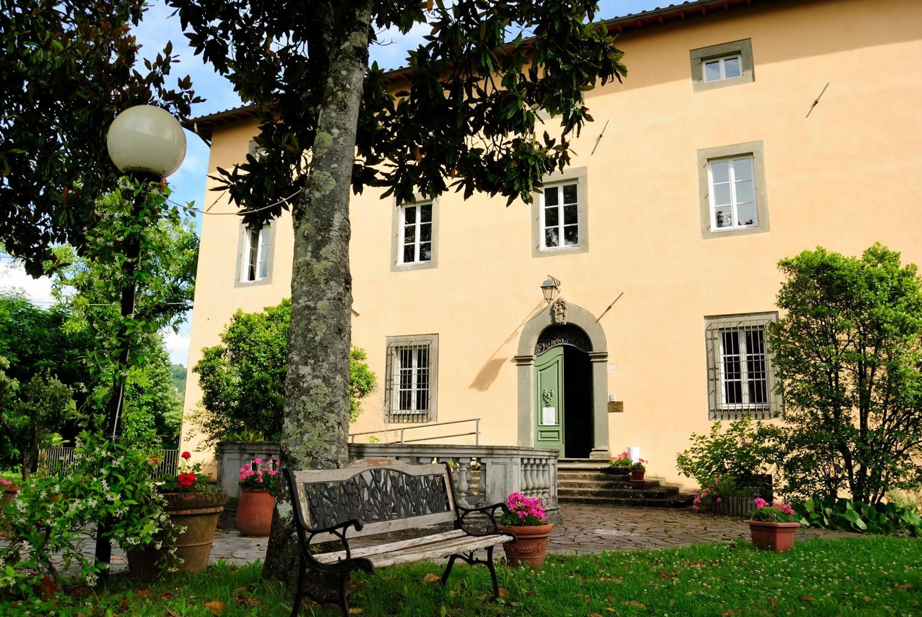 Facade/entrance in Villa Gherardi - B&B e Hostel