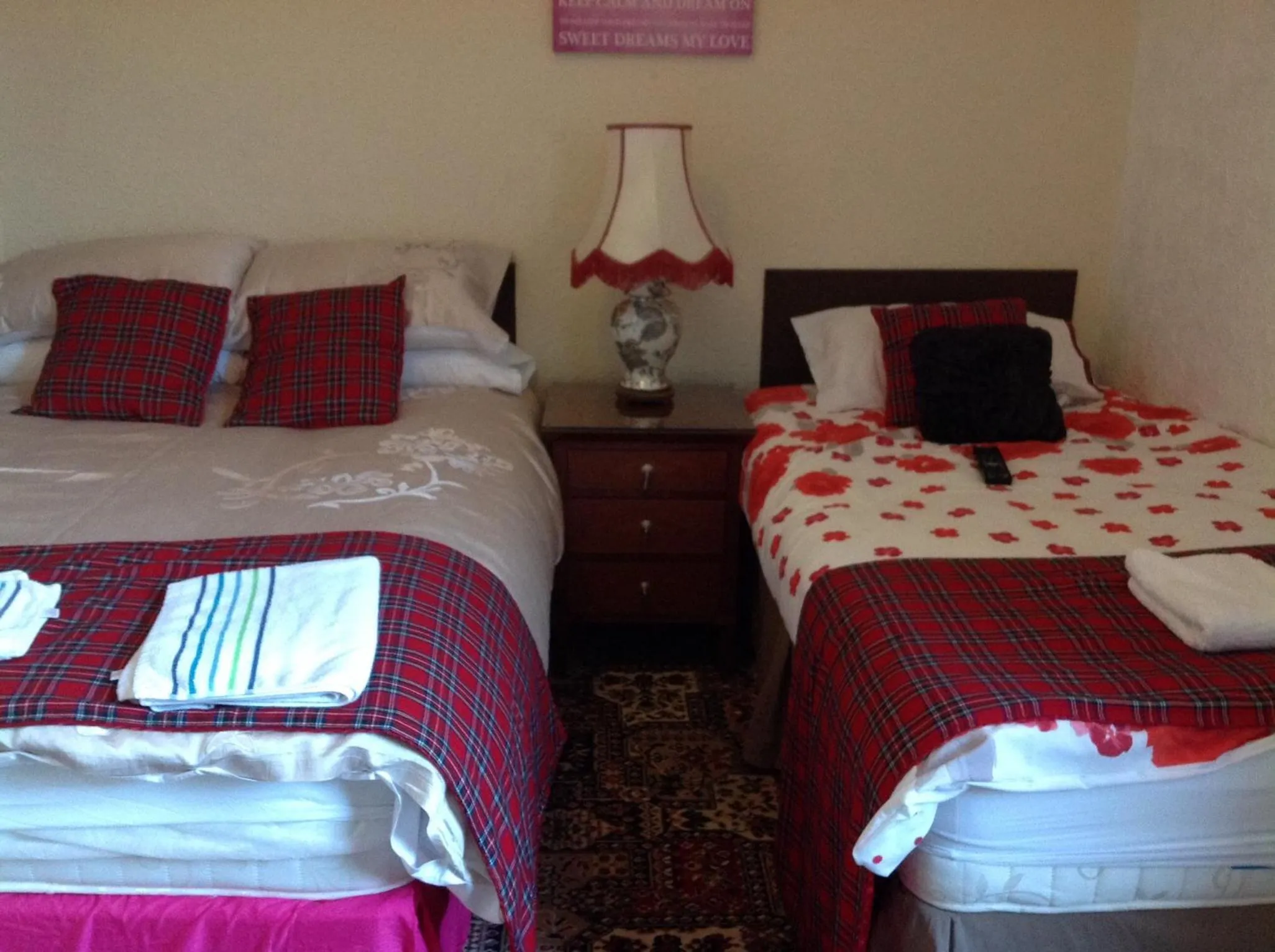Bed in Cowley Hotel