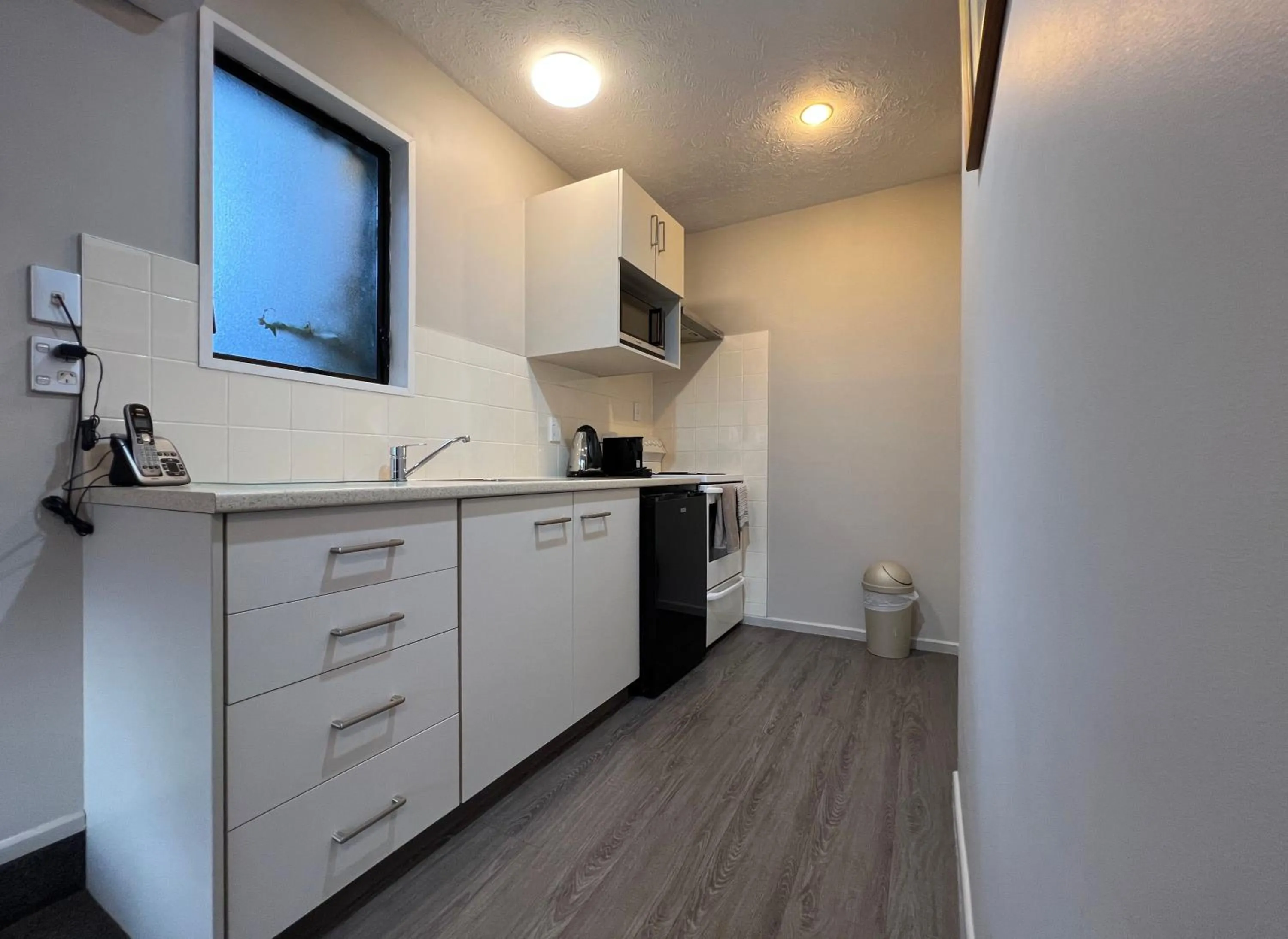 stove in Strathern Motor Lodge