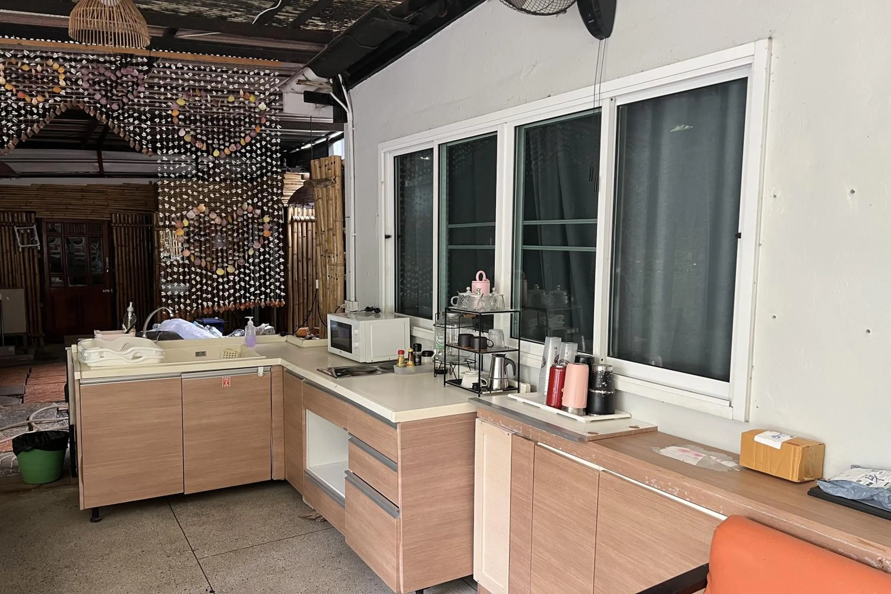 Coffee/tea facilities in Orchid Hostel Near Bumrungrad hospital and Nana Market