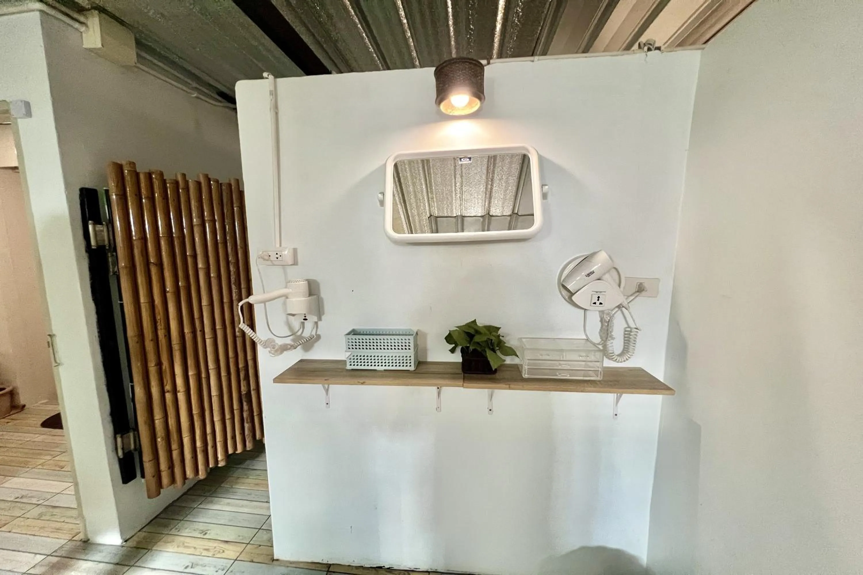 Bathroom in Orchid Hostel Near Bumrungrad hospital and Nana Market