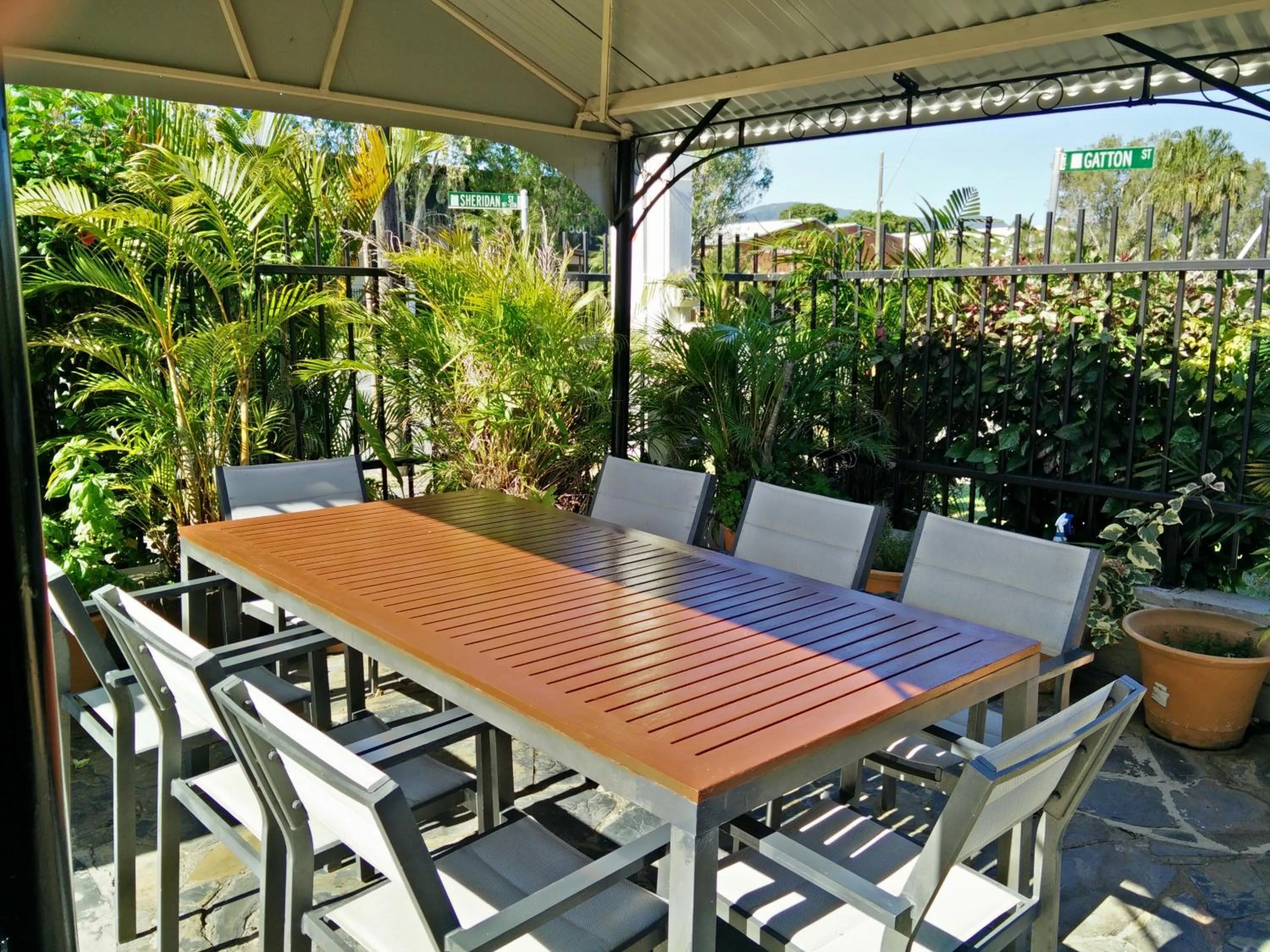 Balcony/Terrace in Cairns Motor Inn