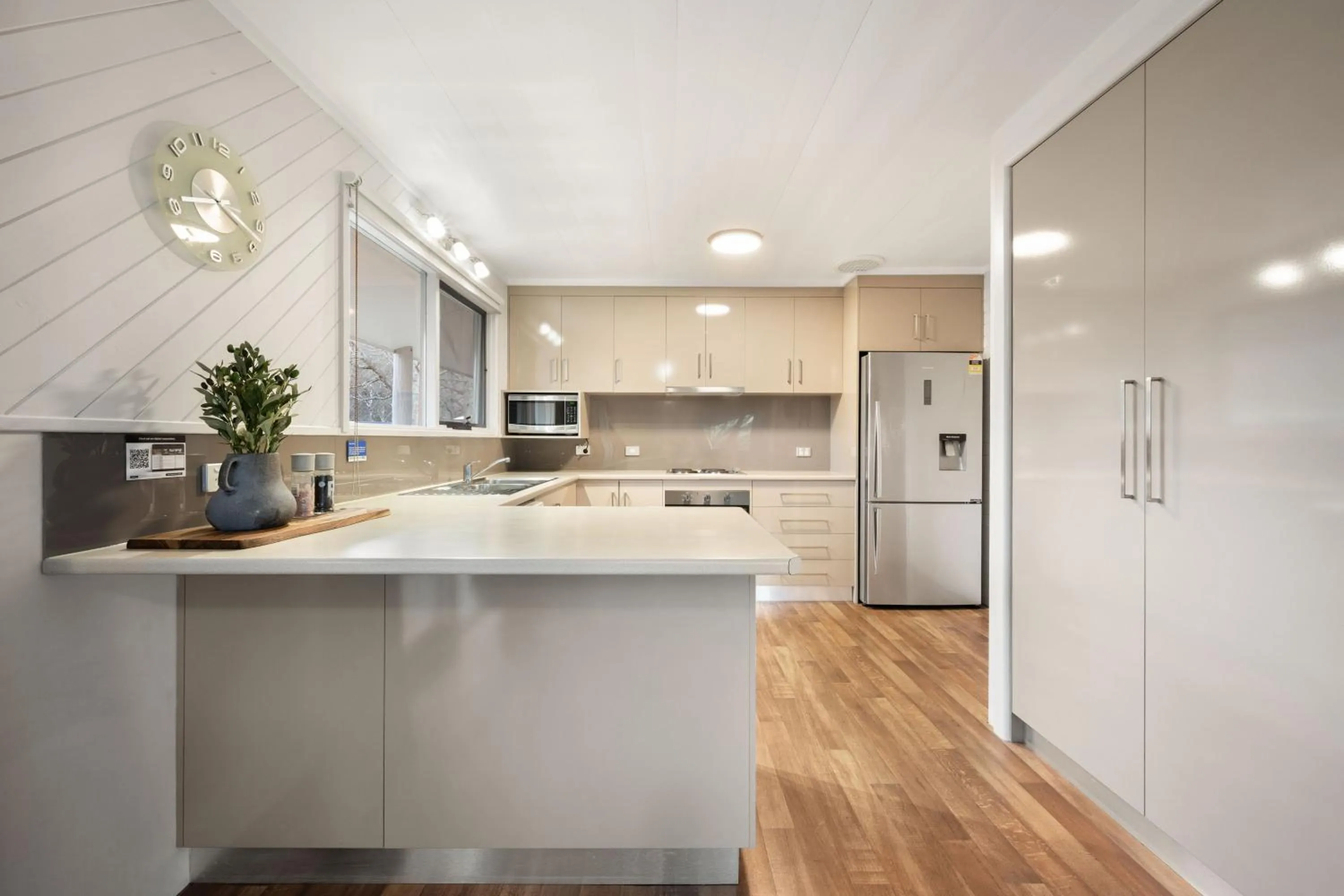 Kitchen or kitchenette in Bright Porepunkah Holiday Park