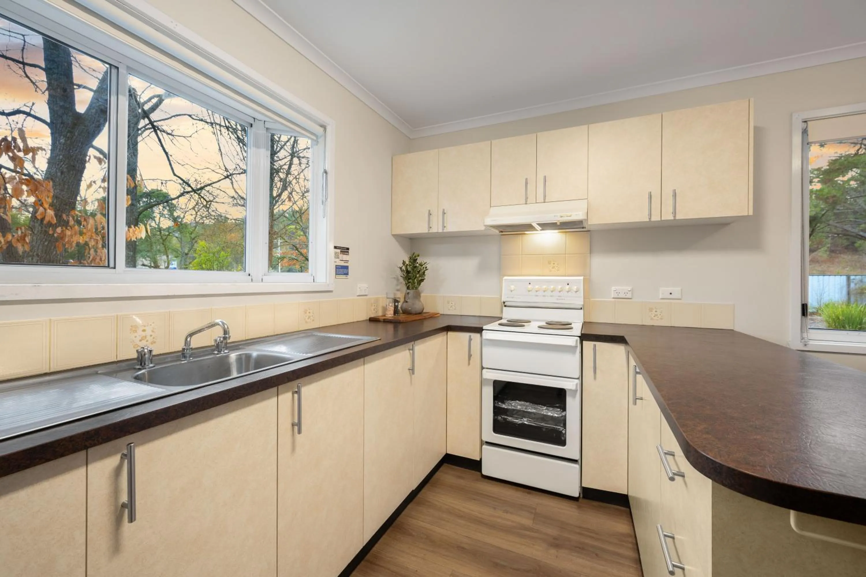 Kitchen or kitchenette in Bright Porepunkah Holiday Park
