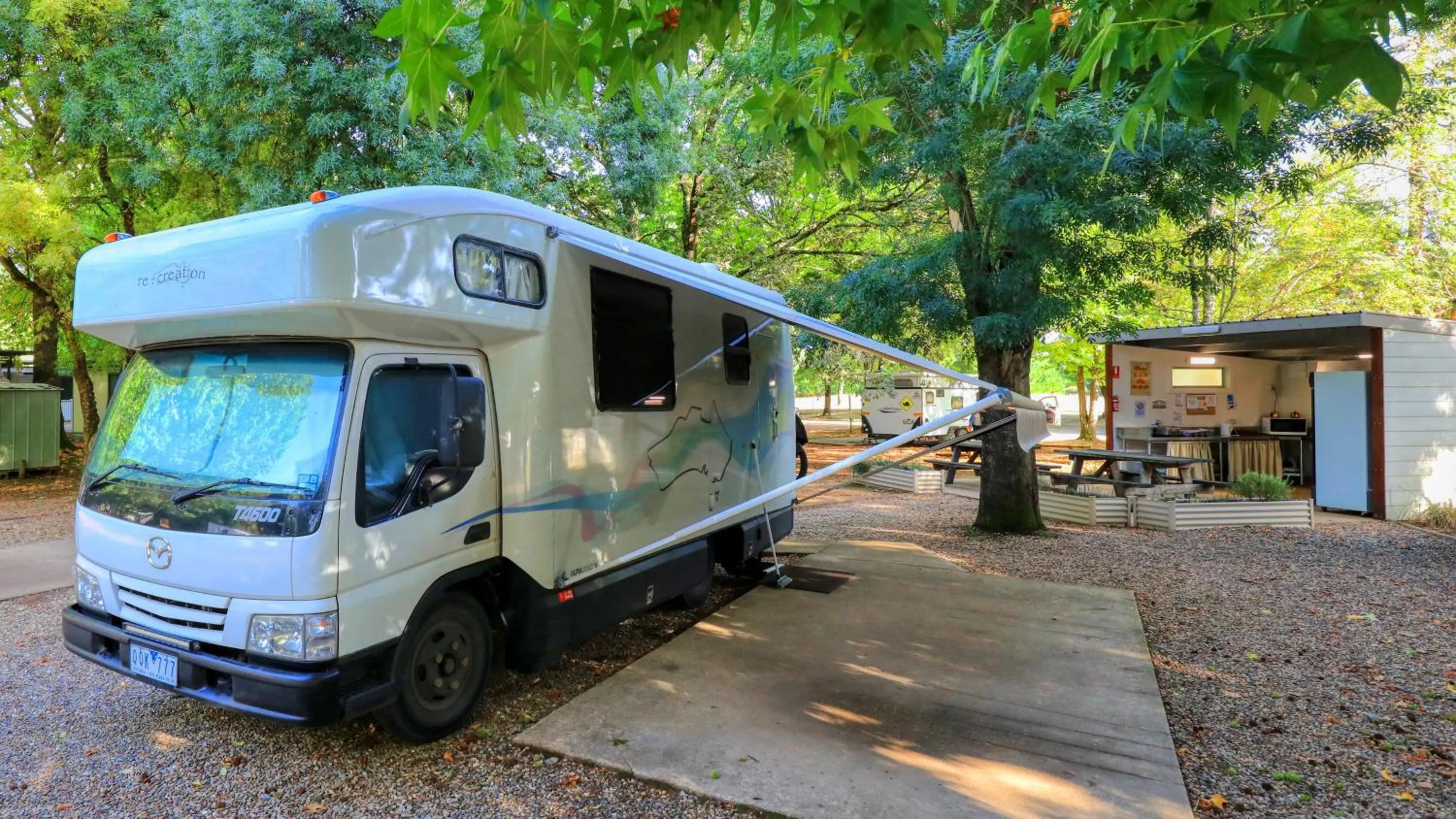 kitchen in Bright Porepunkah Holiday Park