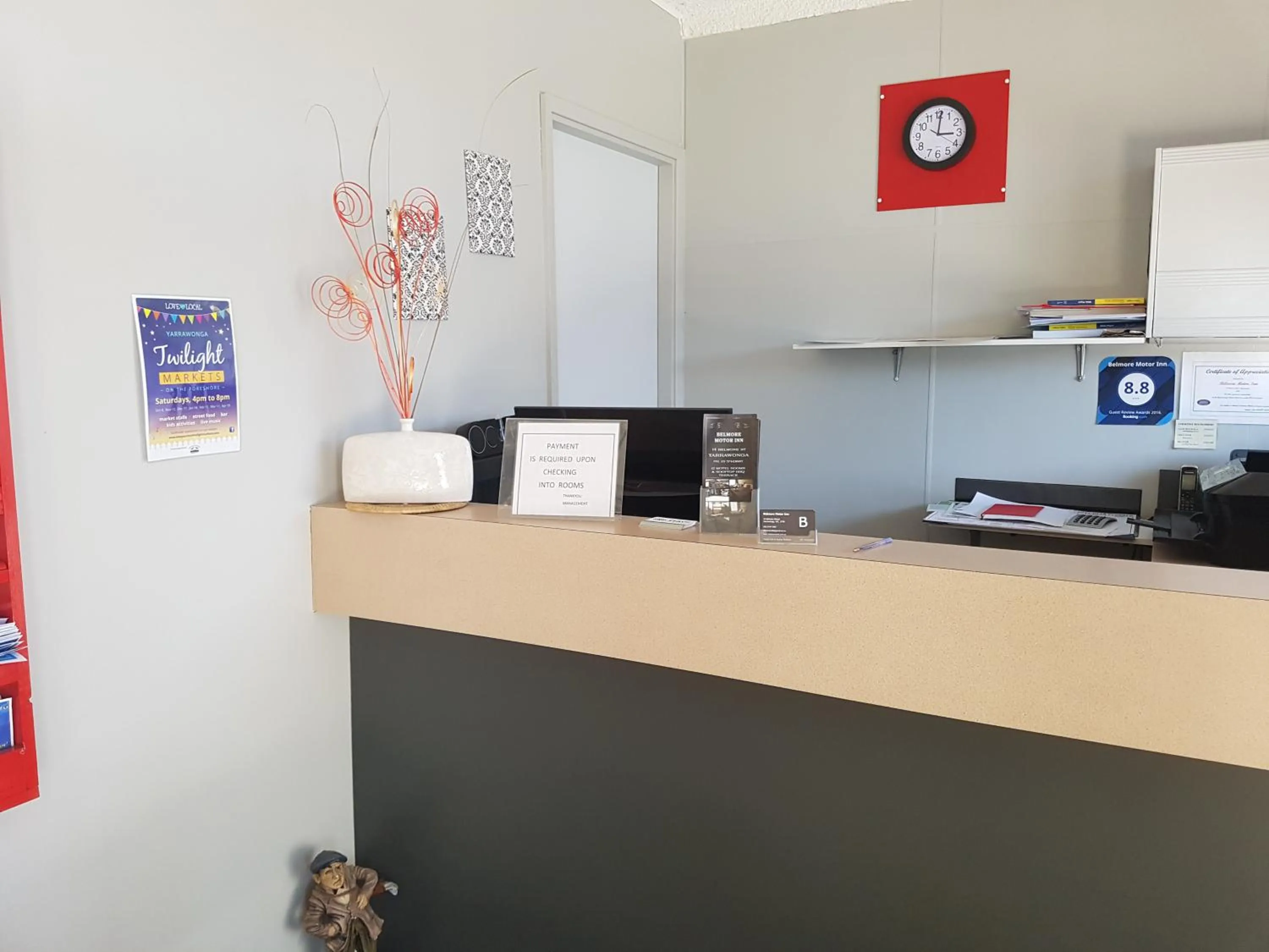 Lobby or reception in Belmore Motor Inn