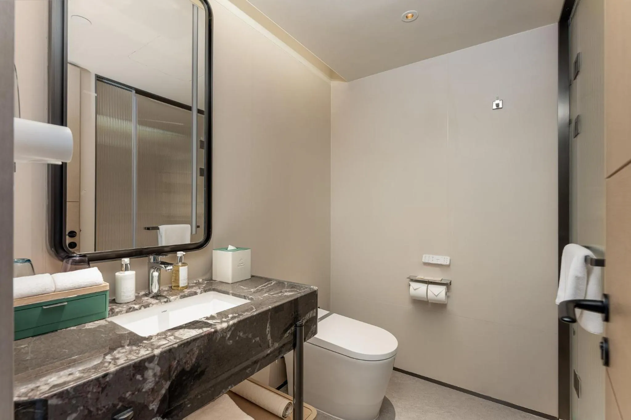 Photo of the whole room in Holiday Inn Changchun High Tech Zone by IHG