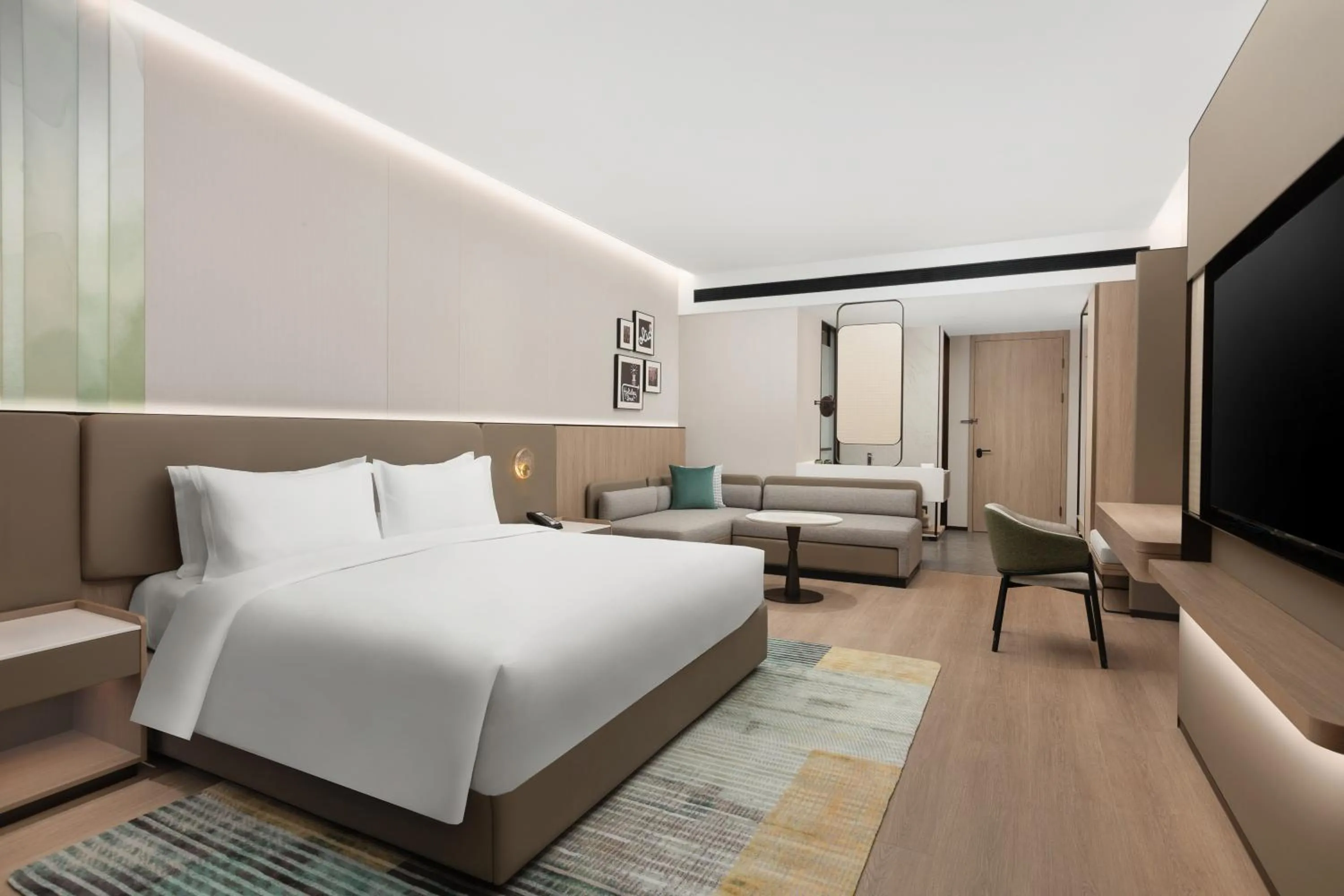 Bed in Holiday Inn & Suites Shanghai Changfeng by IHG