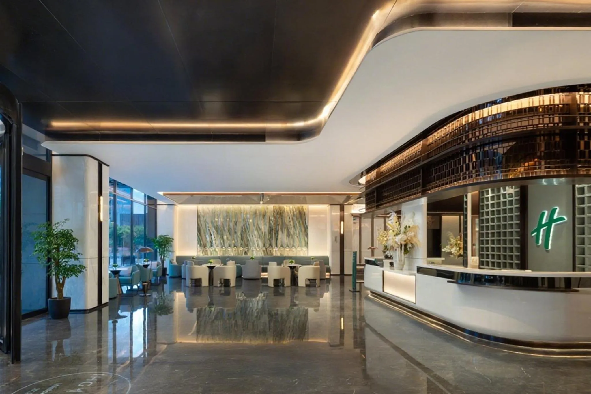 Property building in Holiday Inn & Suites Shanghai Changfeng by IHG