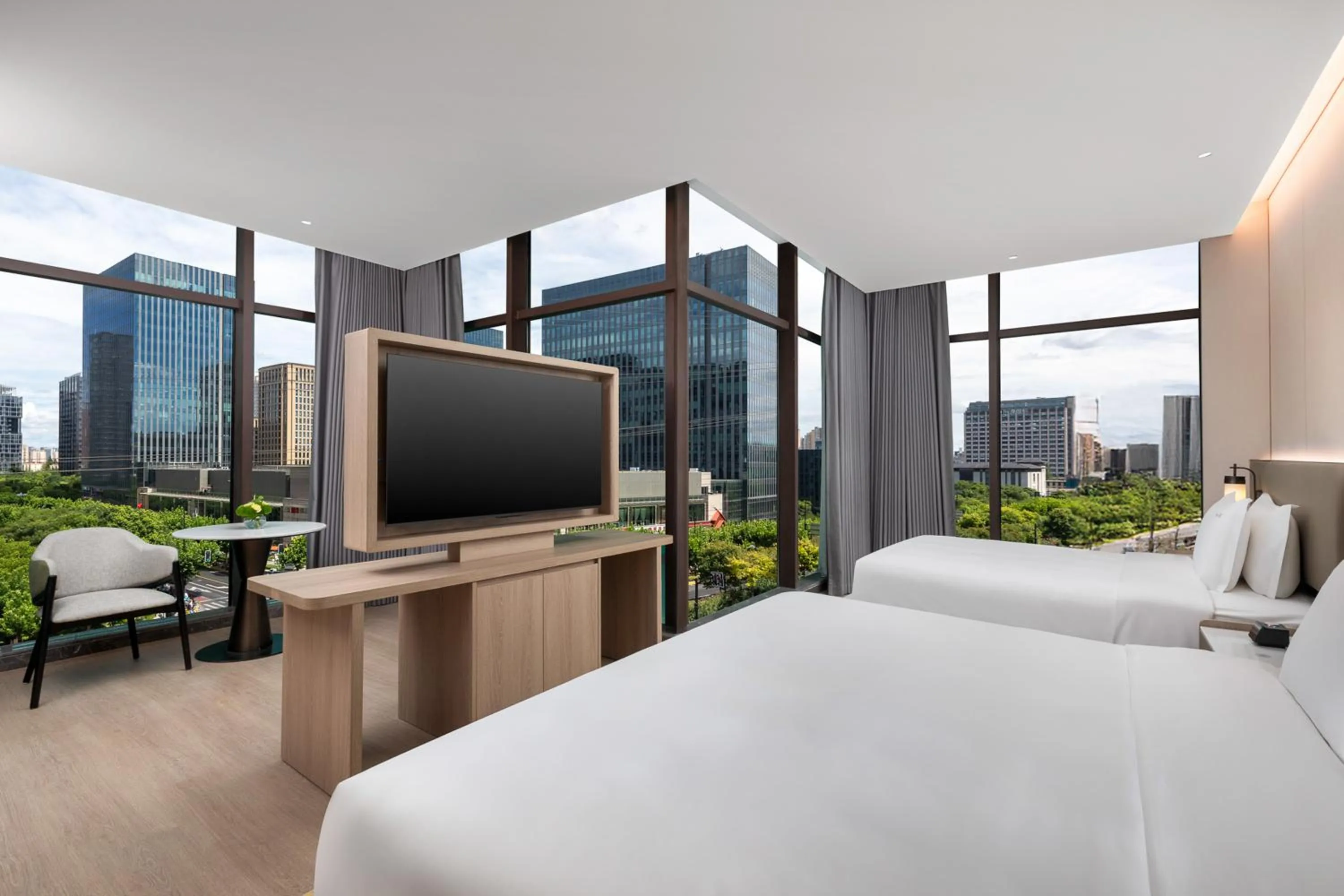 Bed in Holiday Inn & Suites Shanghai Changfeng by IHG