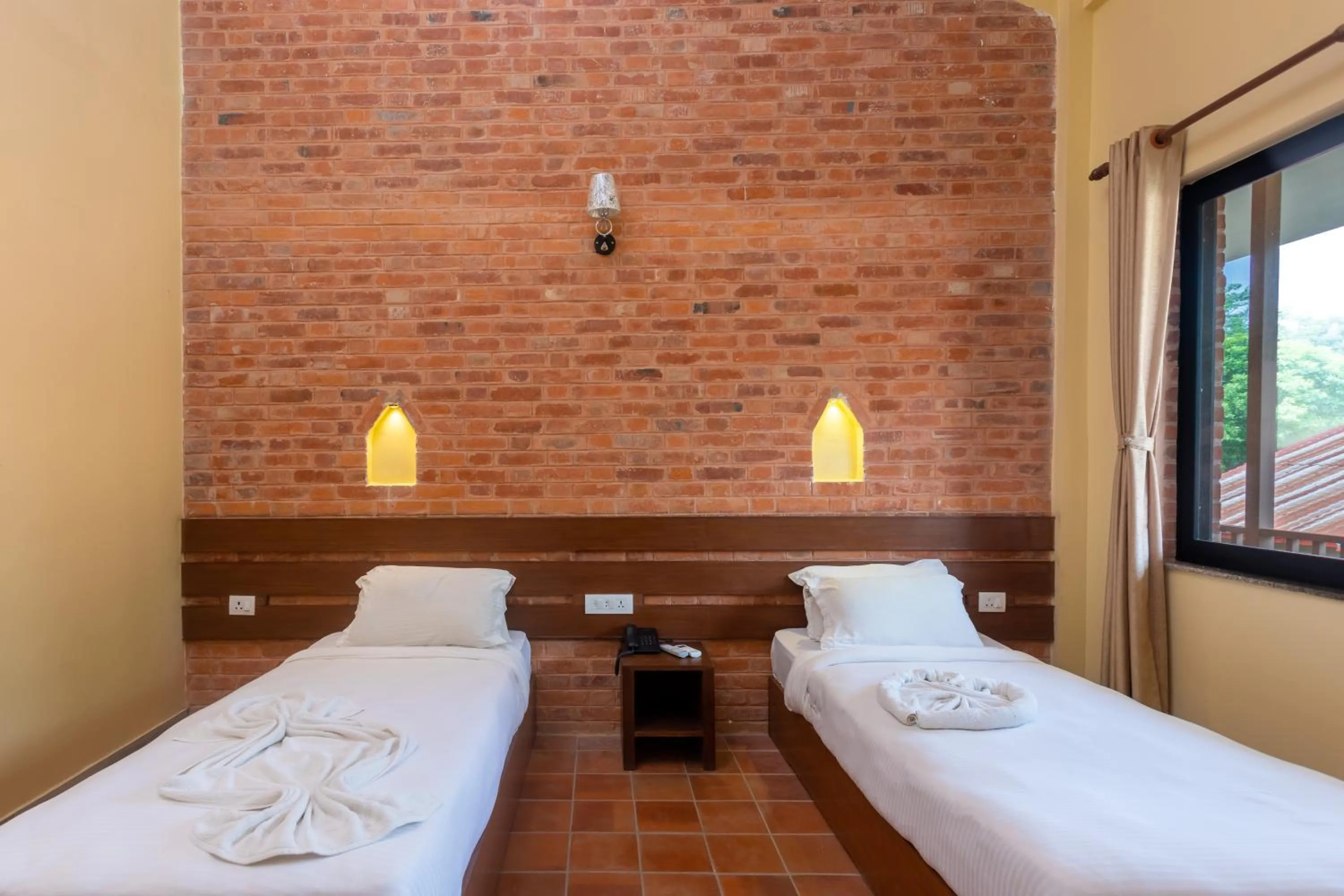 Deluxe Twin Room - single occupancy in Badreni Jungle Resort, Sauraha