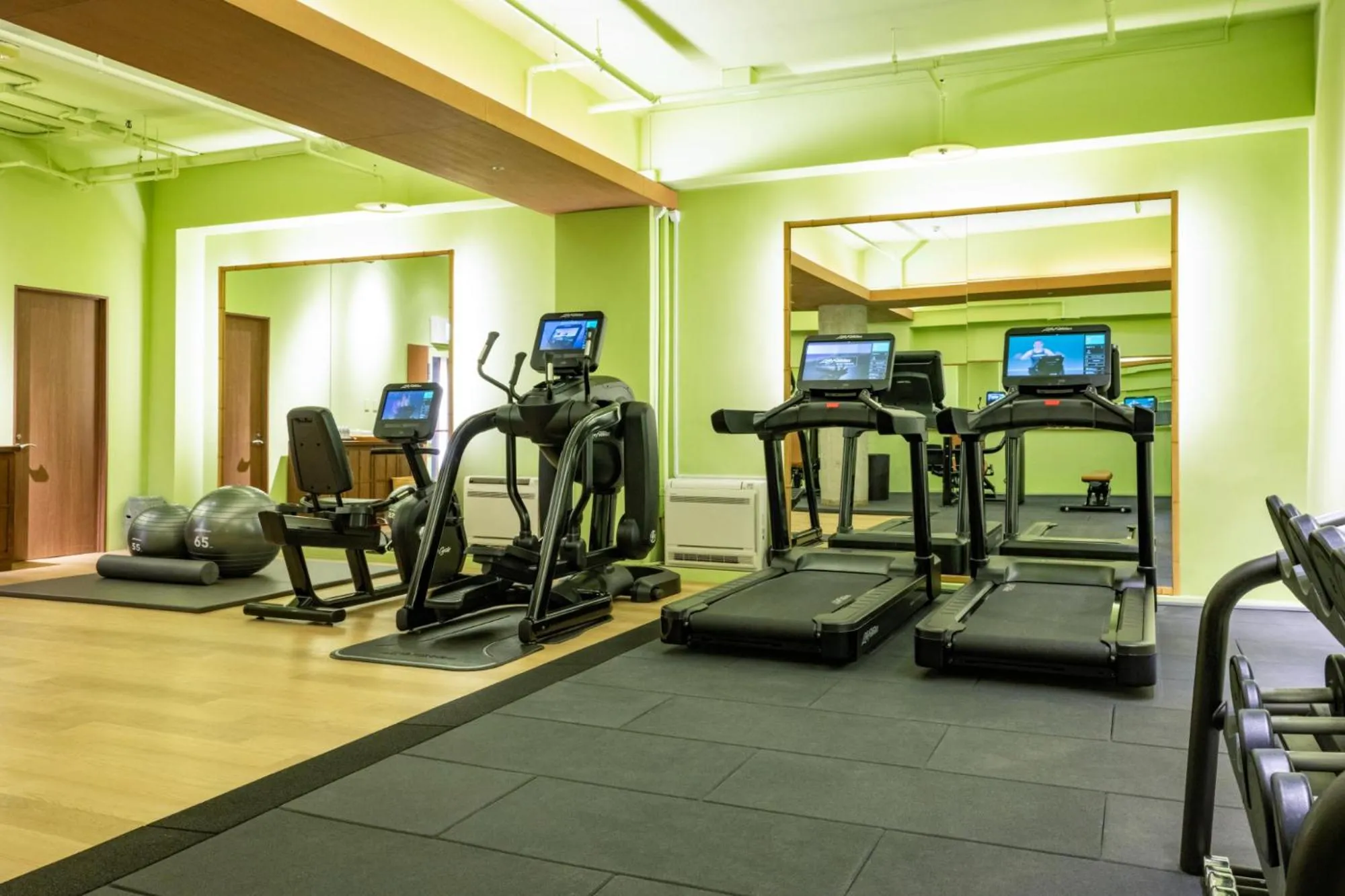 Fitness centre/facilities in Gora Kadan