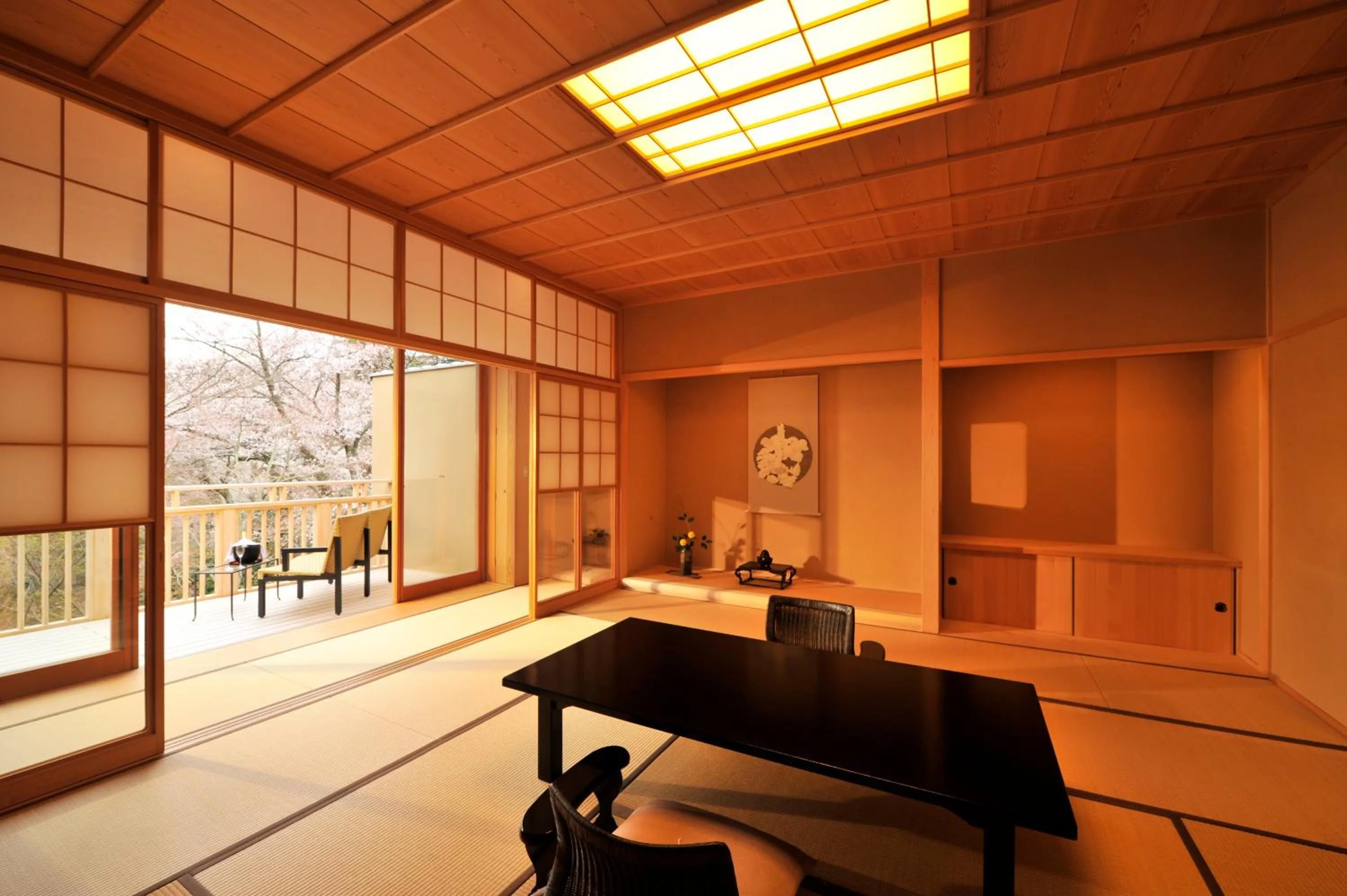 Dining area in Gora Kadan