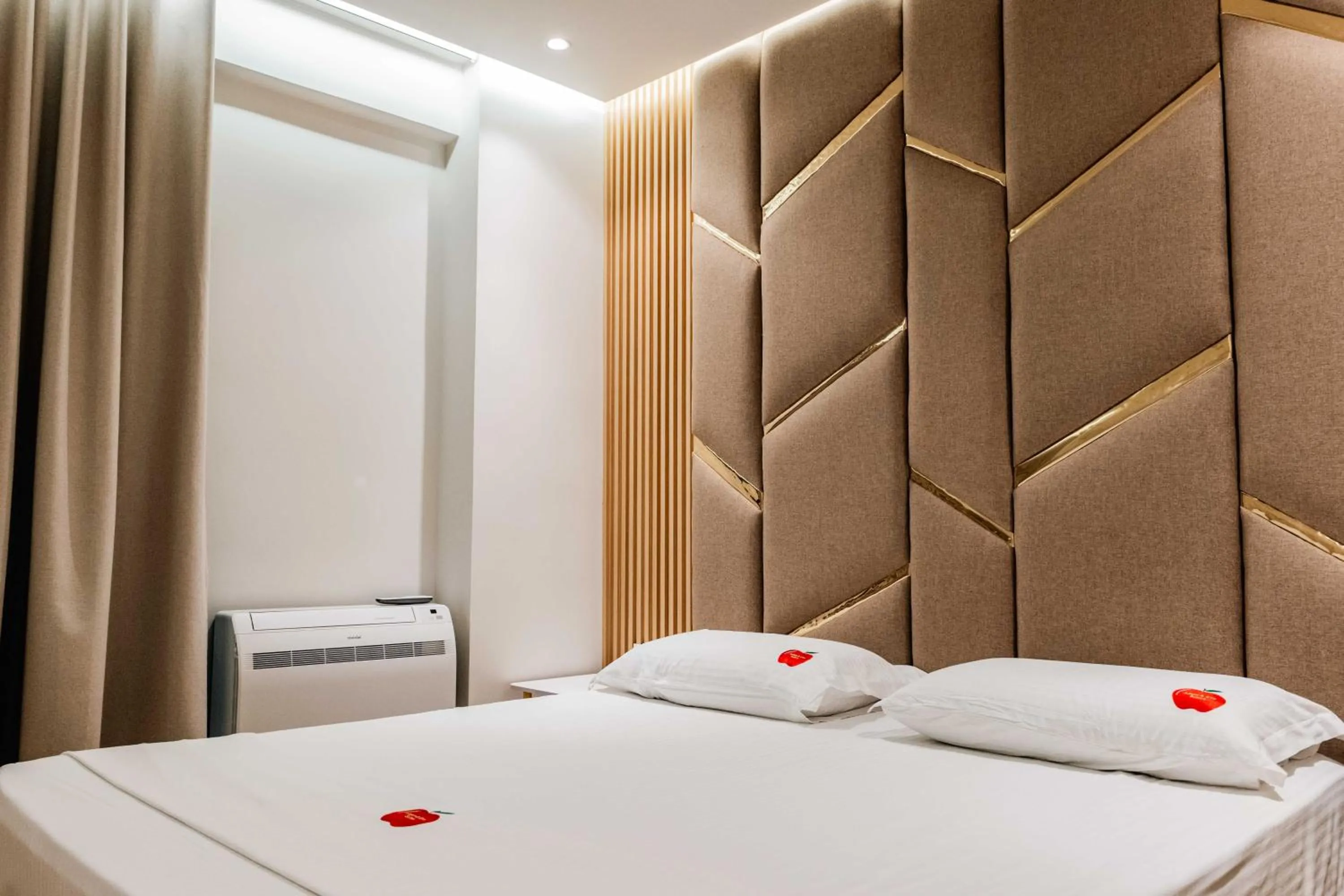 Adam & Eve Apartment
