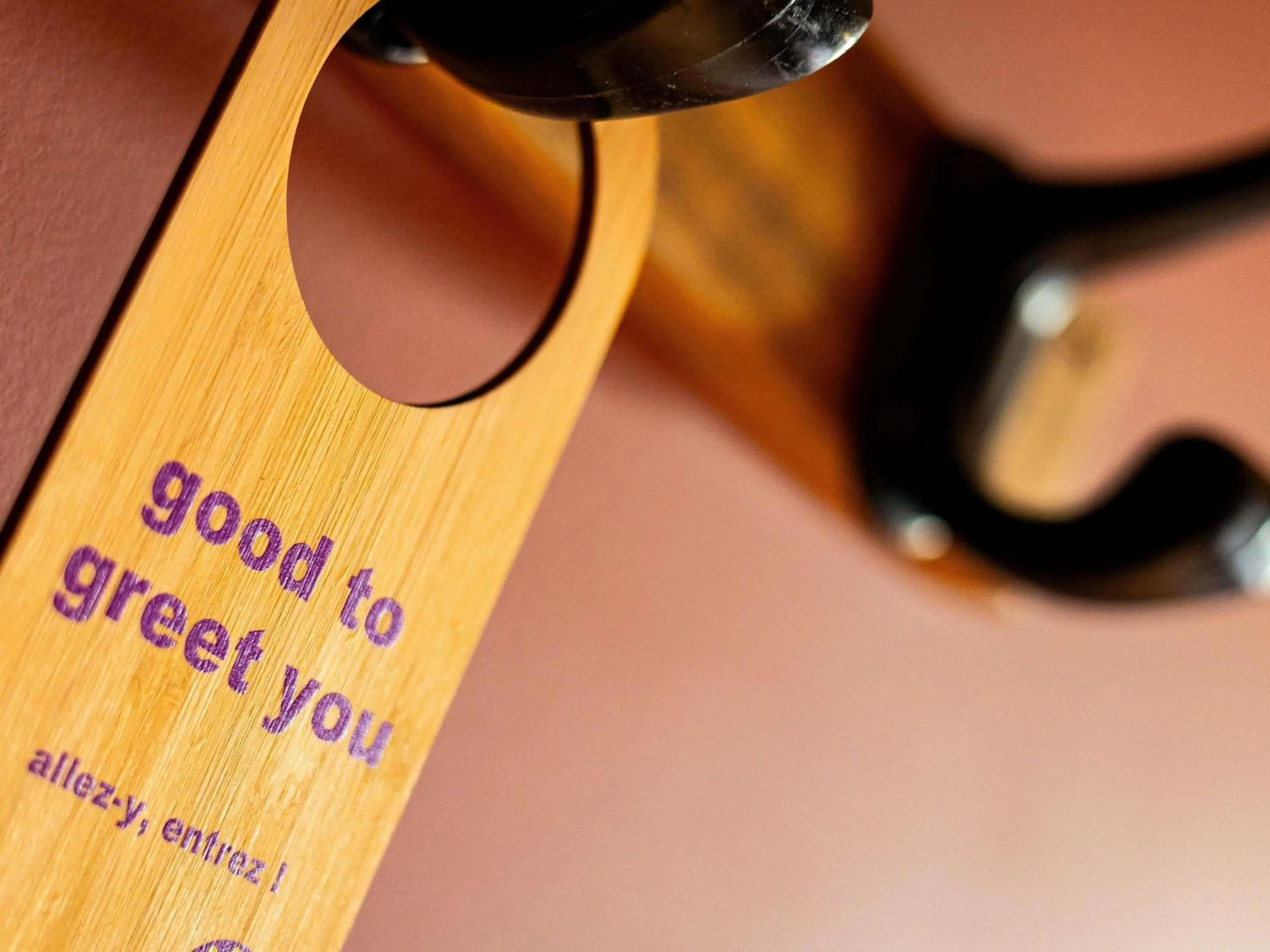 Bedroom in greet Hotel Reims Tinqueux