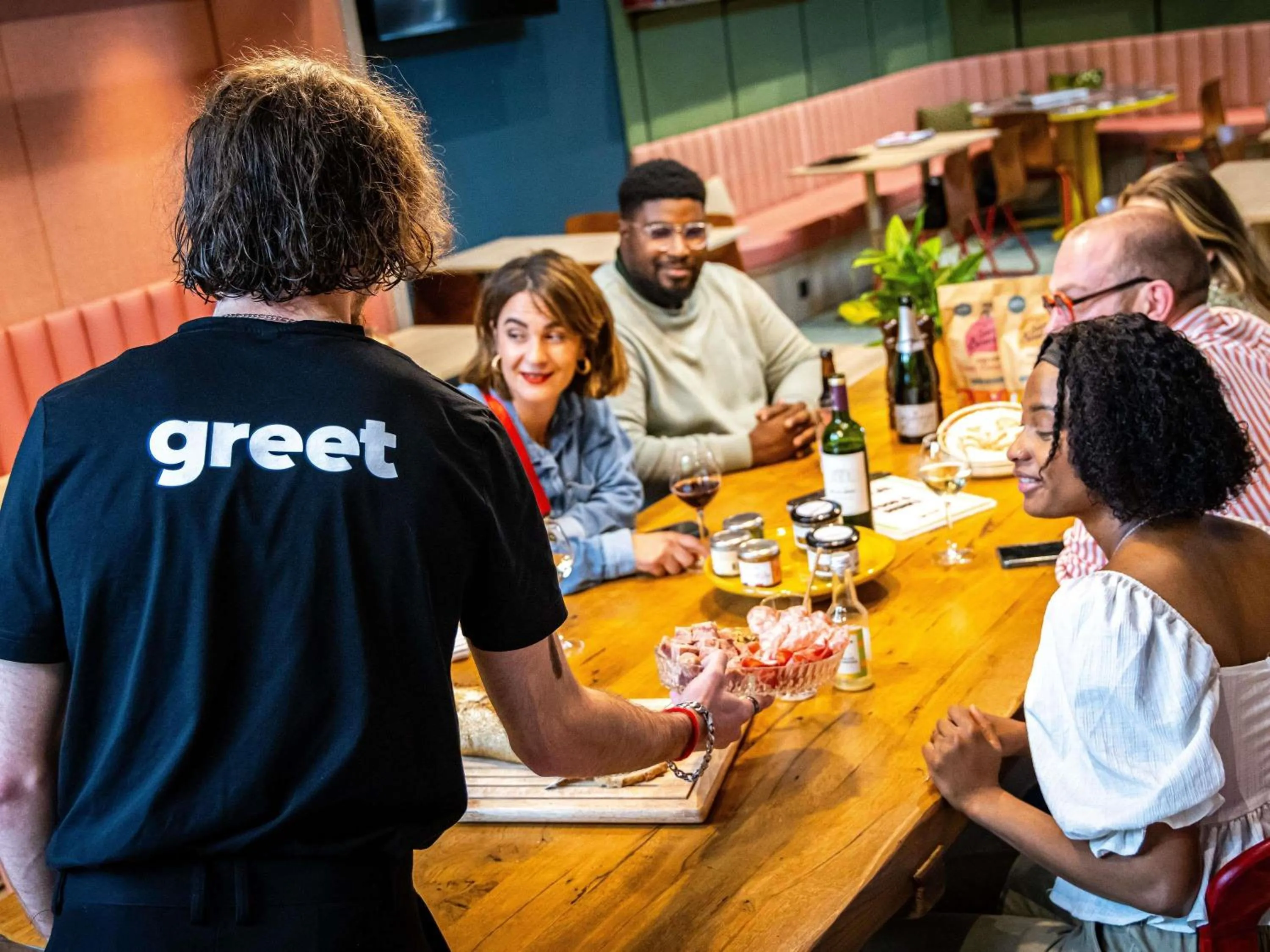 Lounge or bar in greet Hotel Reims Tinqueux