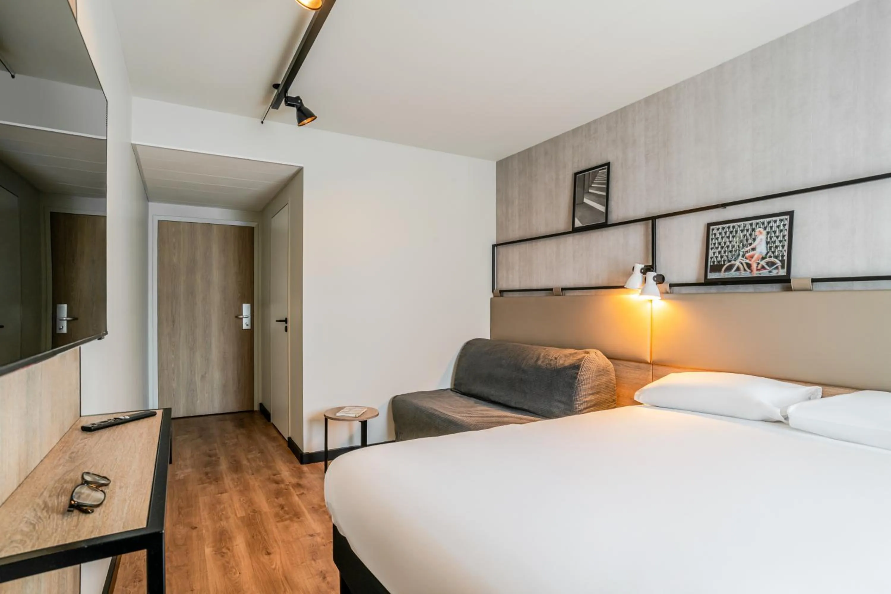 Bedroom, Bed in ibis Bordeaux Nord Carbon Blanc