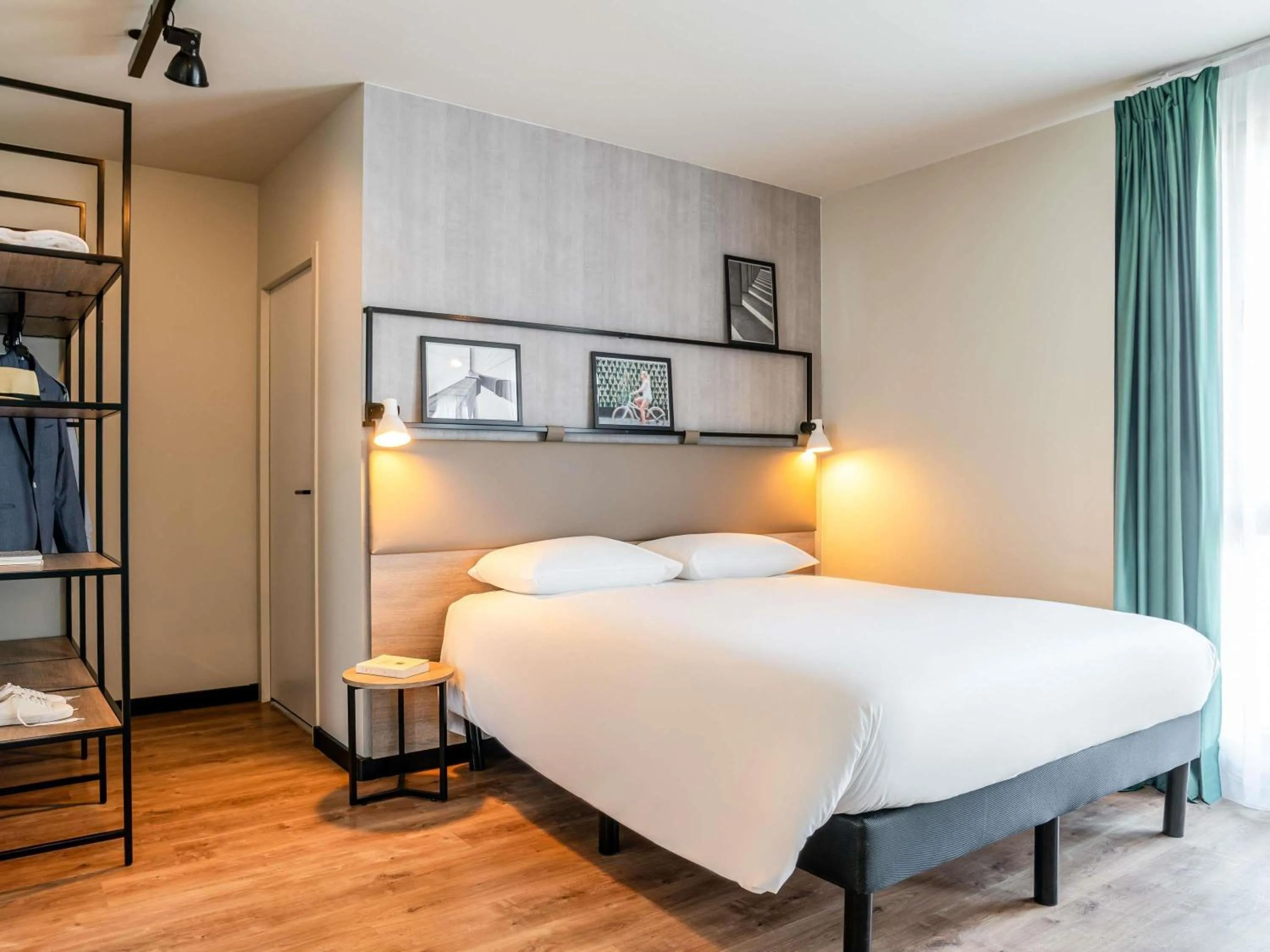 Bedroom, Bed in ibis Bordeaux Nord Carbon Blanc