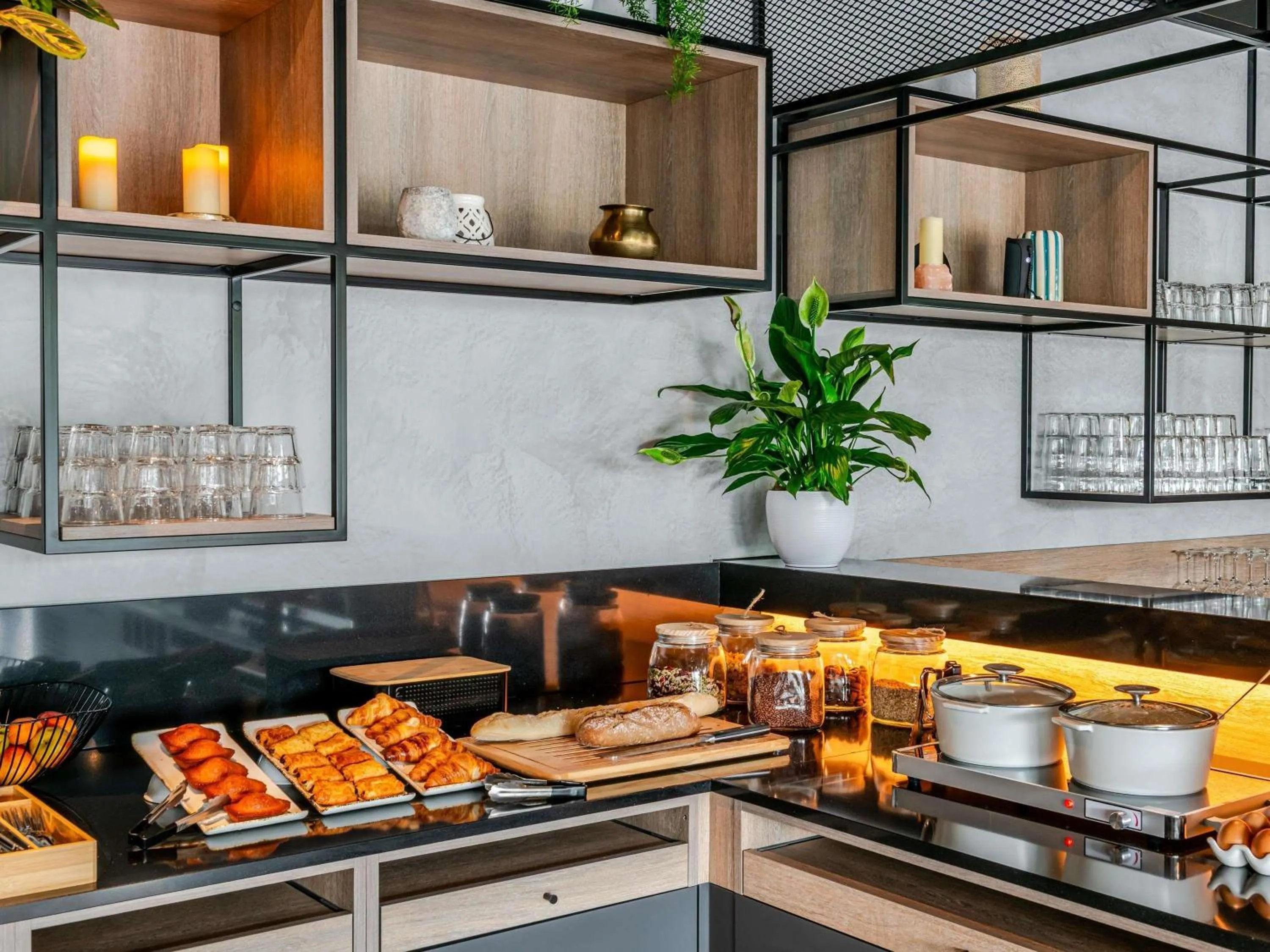 Breakfast in ibis Bordeaux Nord Carbon Blanc