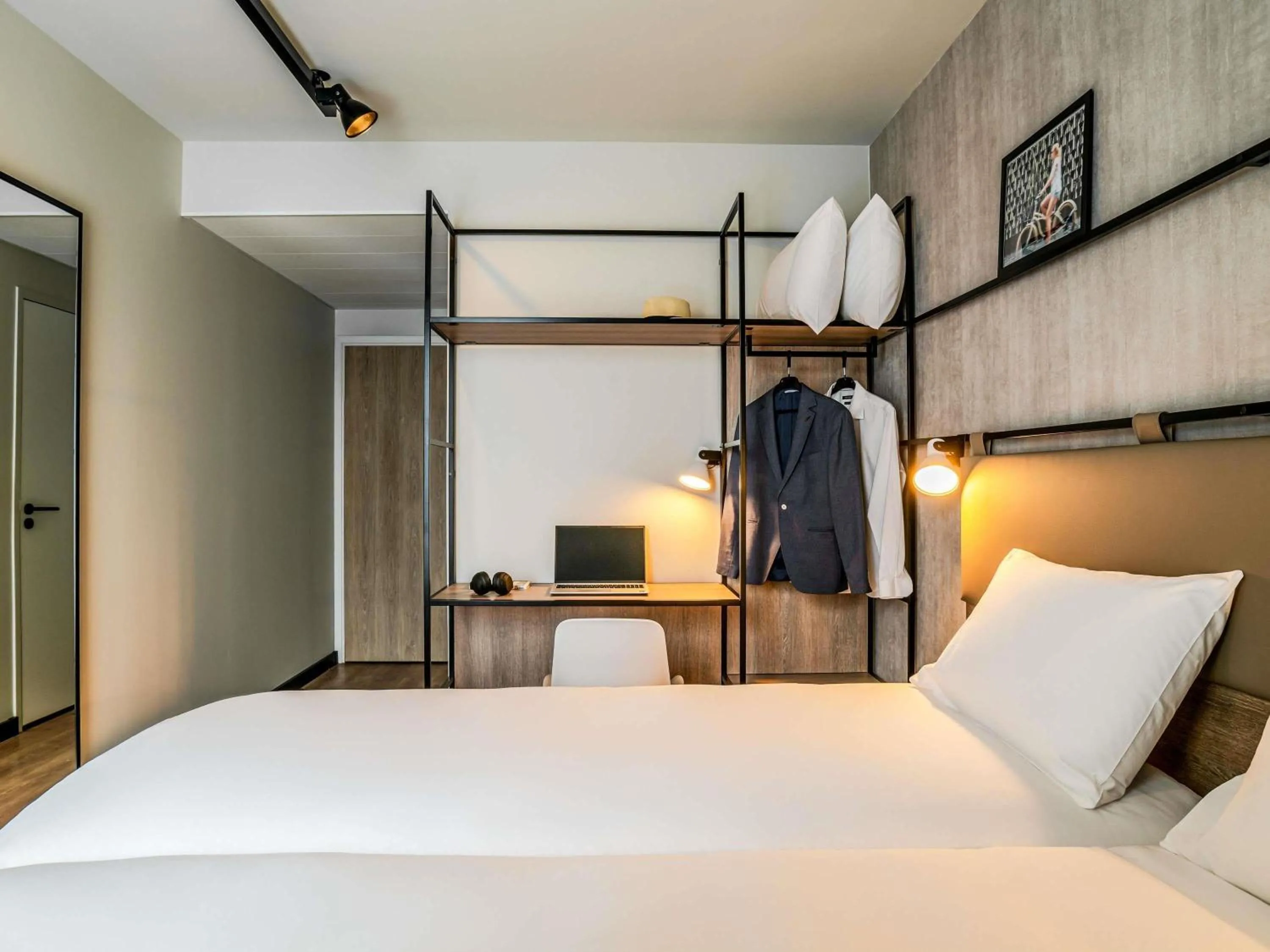 Bedroom, Bed in ibis Bordeaux Nord Carbon Blanc