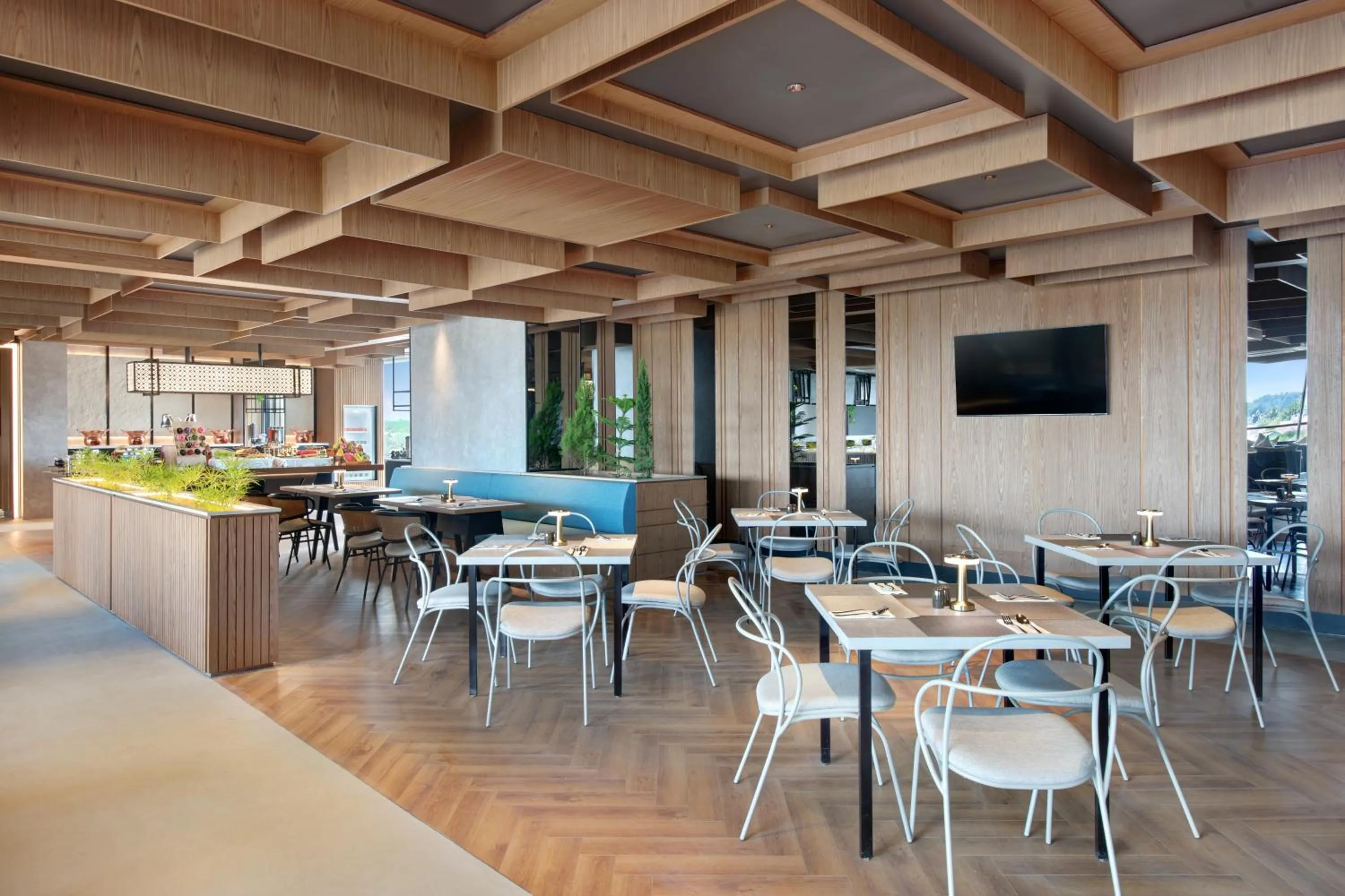 Restaurant/places to eat in Mercure Berau