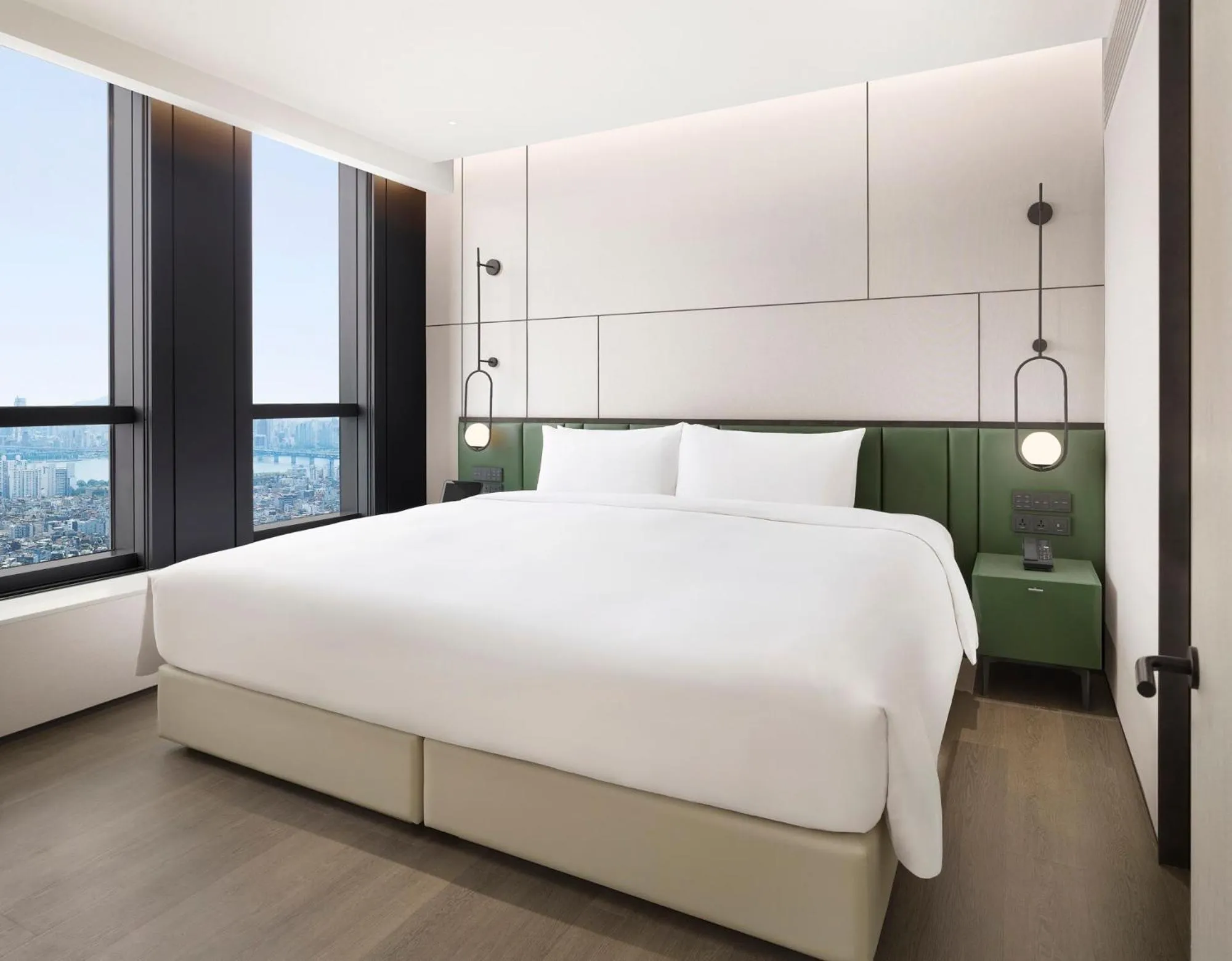Bed in Pullman Ambassador Seoul Eastpole