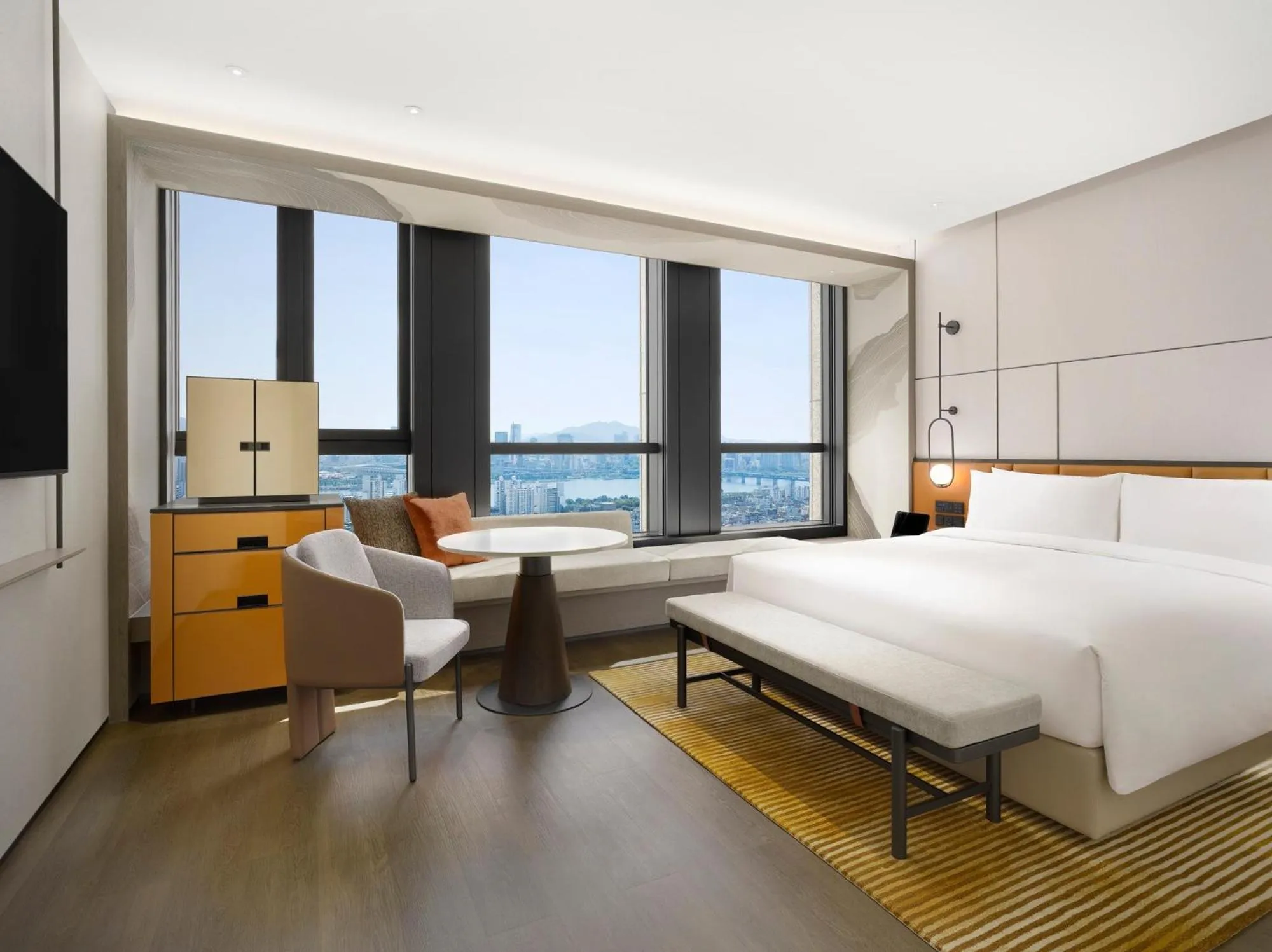 Bed in Pullman Ambassador Seoul Eastpole