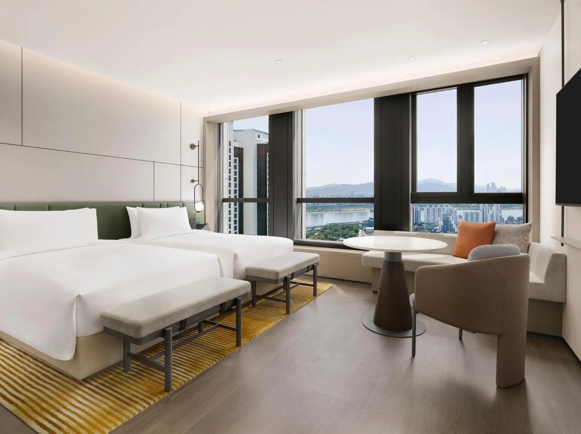 Bed in Pullman Ambassador Seoul Eastpole