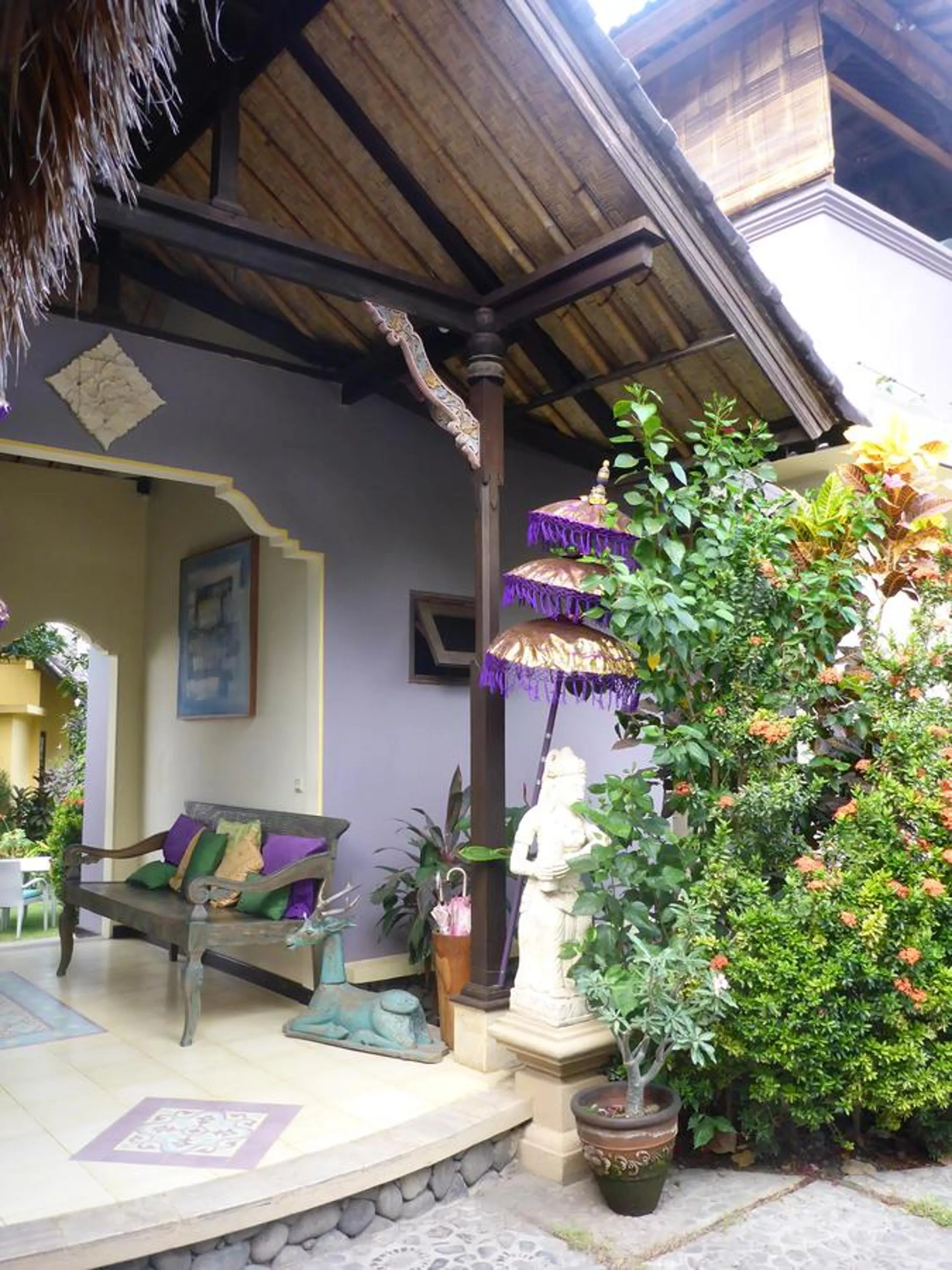 Lobby or reception in Life in Amed Beach Hotel