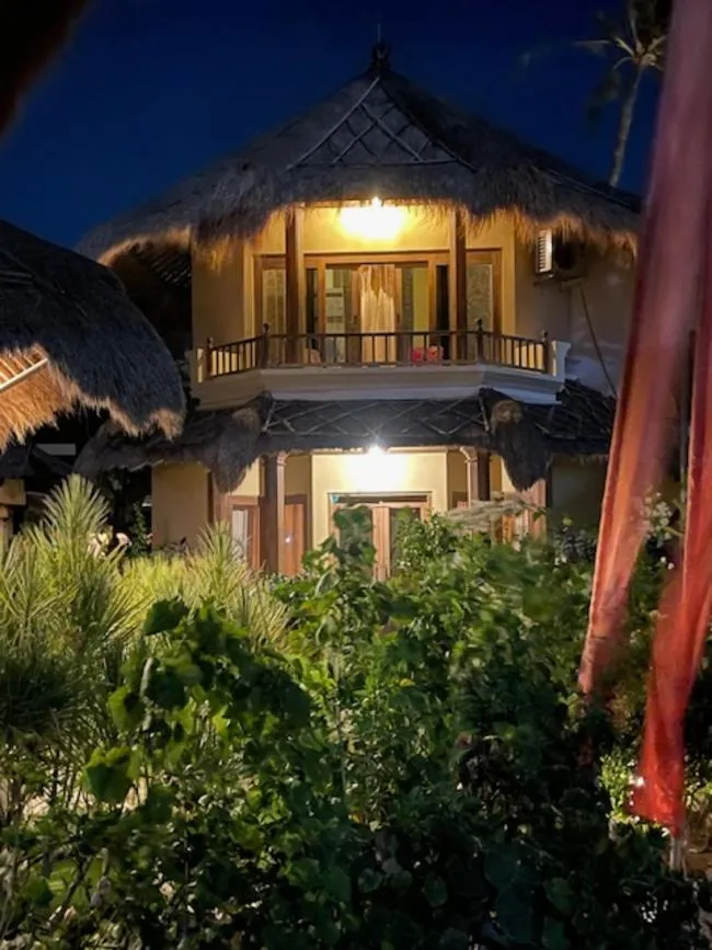 Life in Amed Beach Hotel