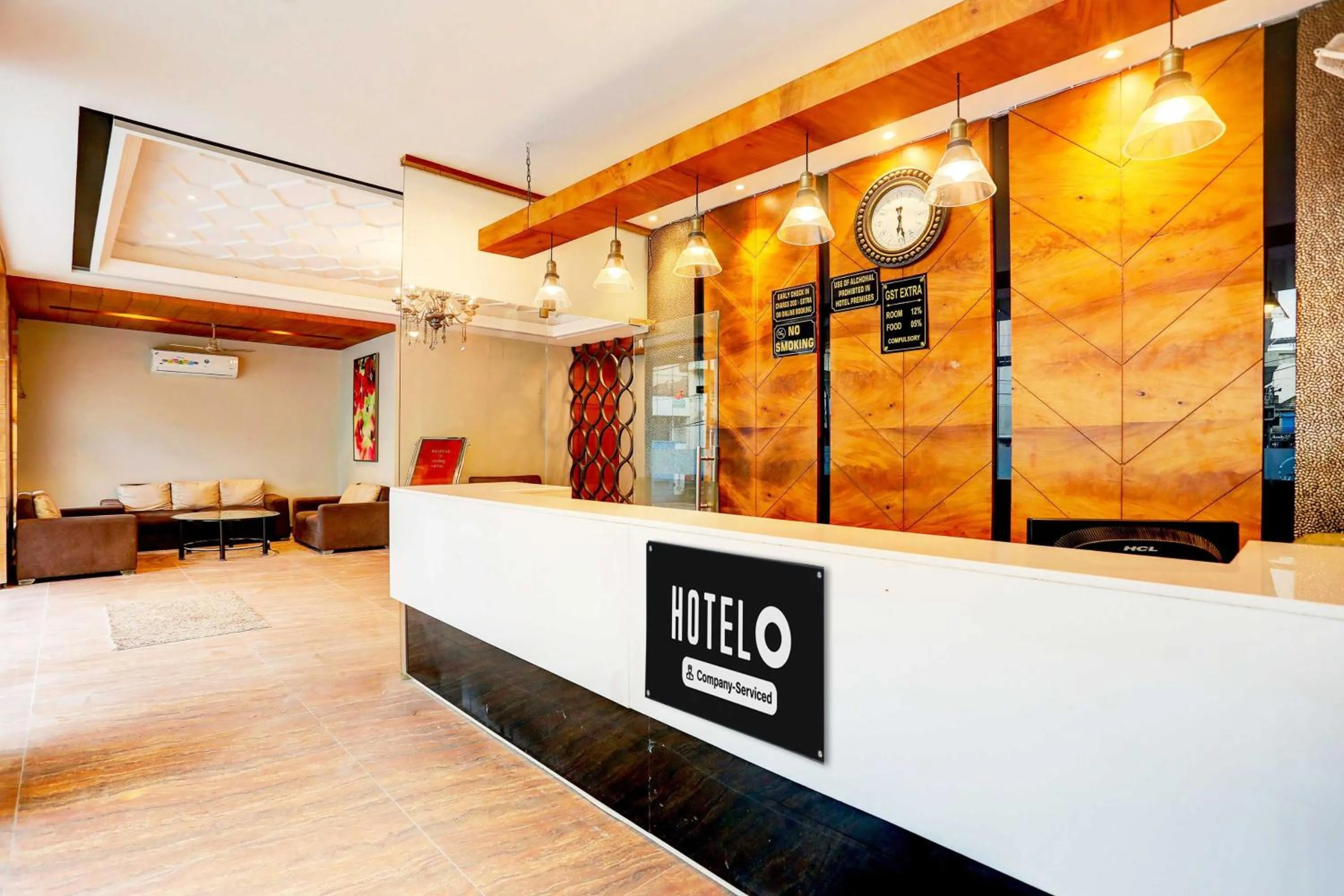 Lobby or reception in Hotel O Alwar Bus Station