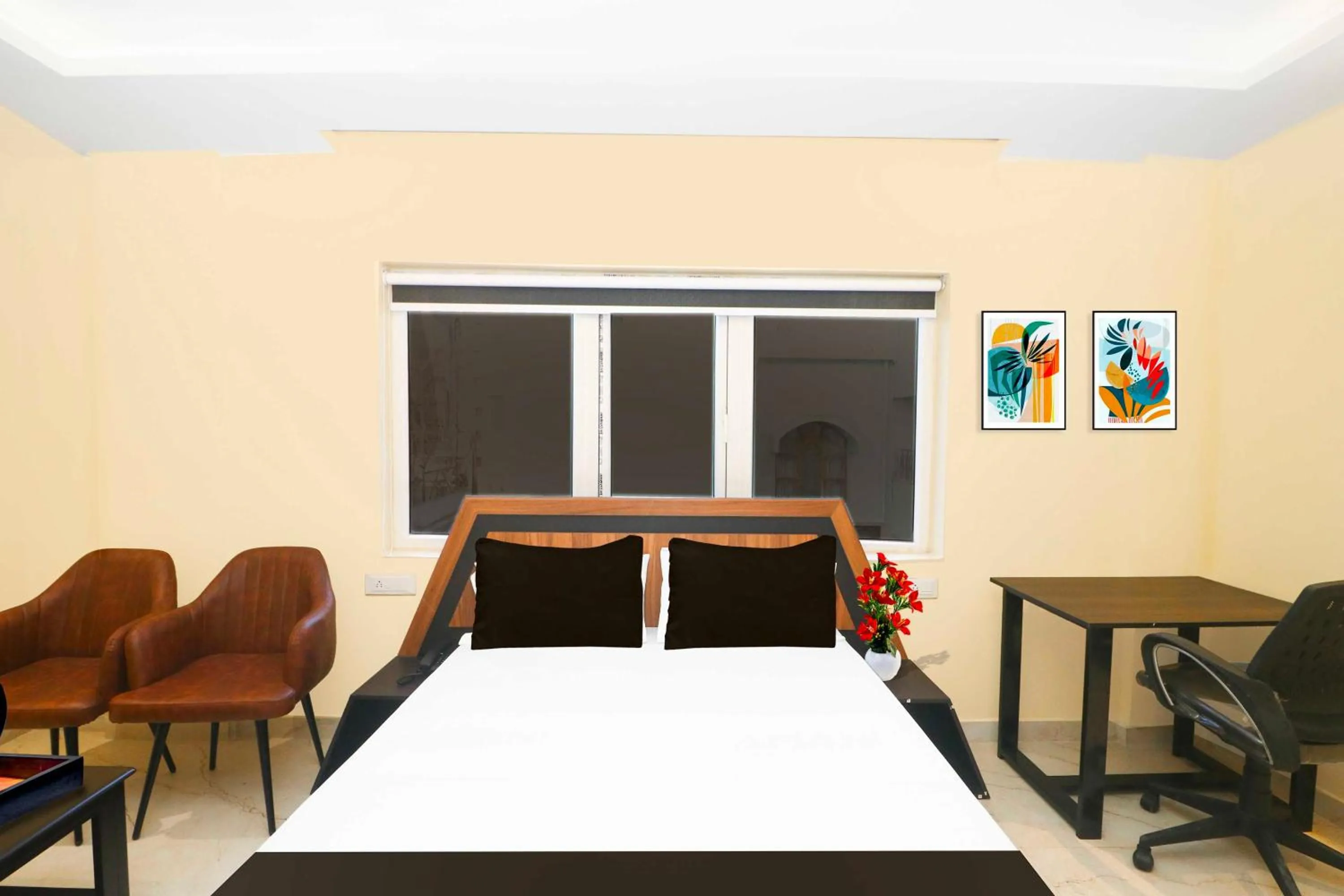 Bedroom, Bed in Hotel O Ranchi Tapovan Mandir