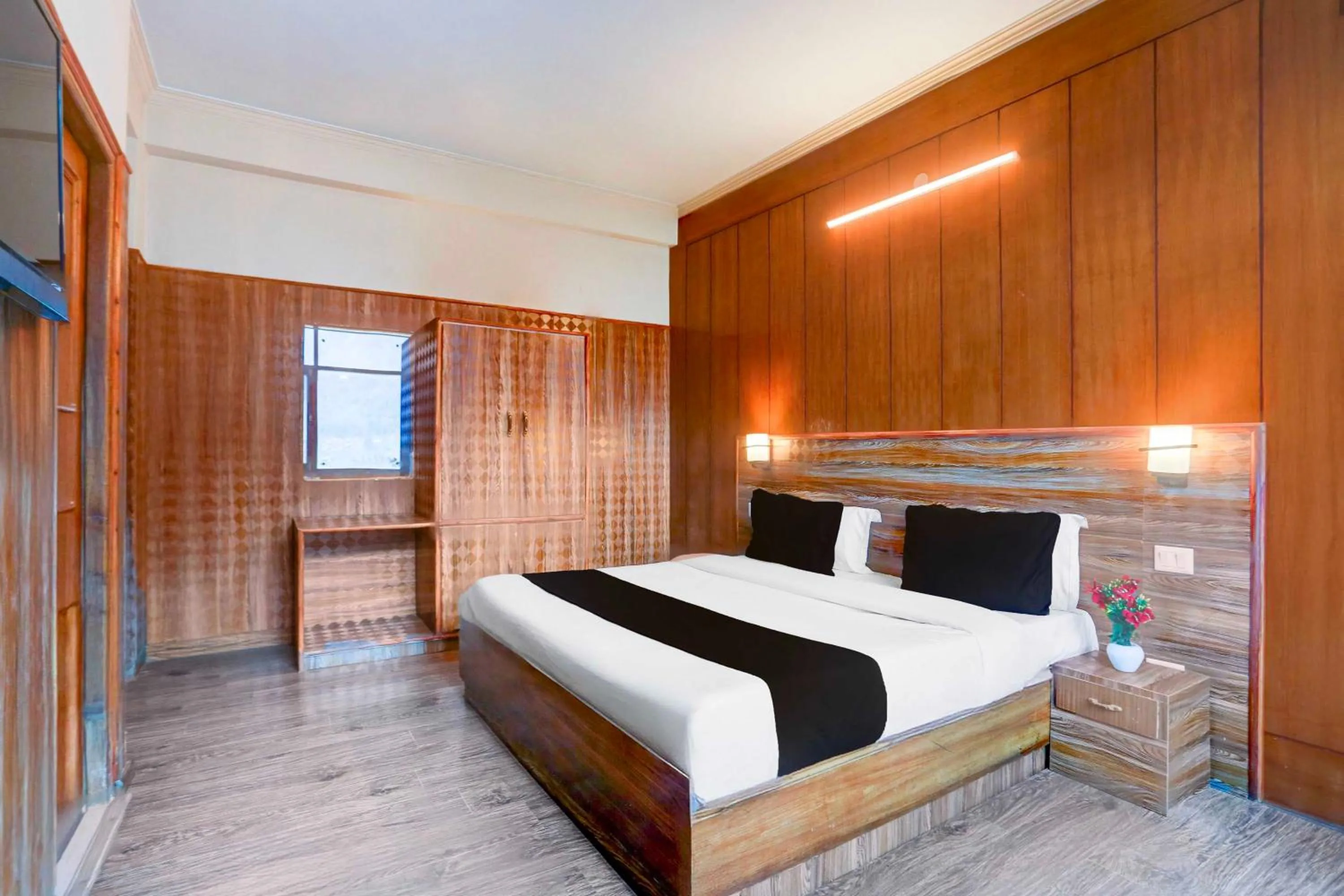 Bedroom, Bed in Hotel O Manali Near Hadimba Temple