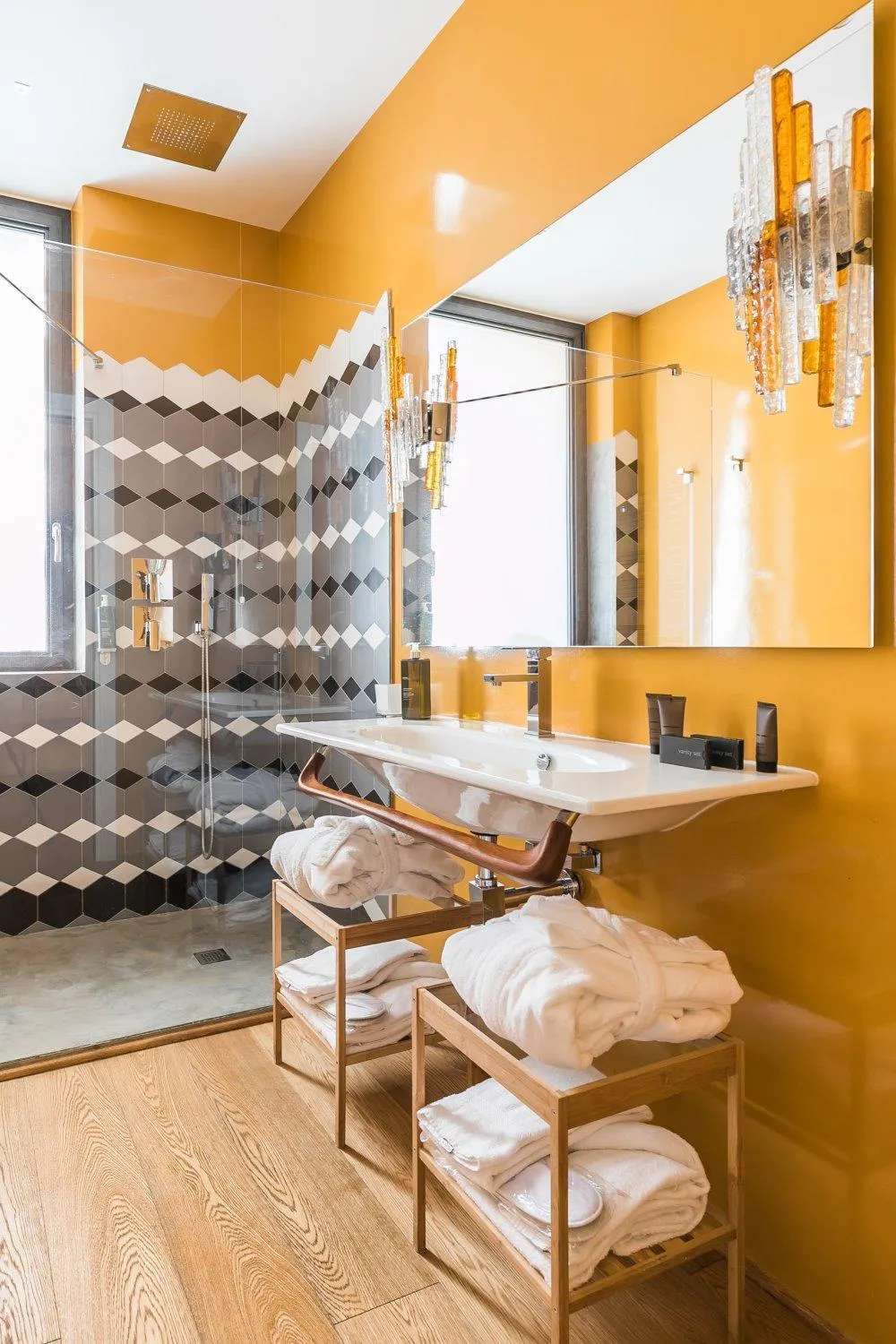 Bathroom in Rarity Suites