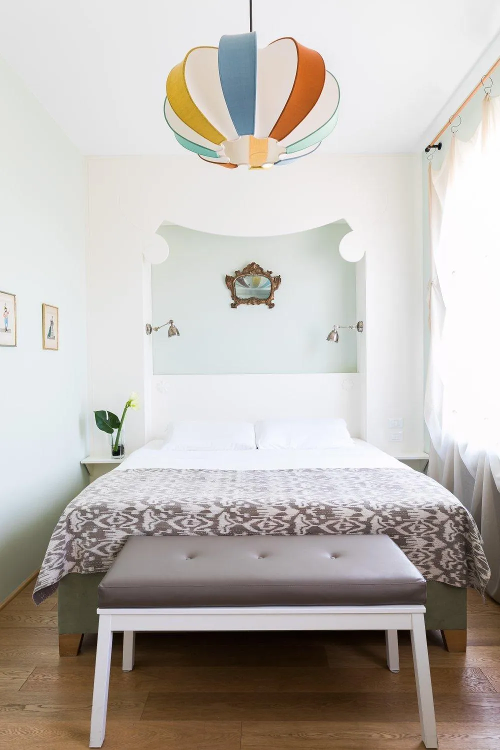 Photo of the whole room, Bed in Rarity Suites