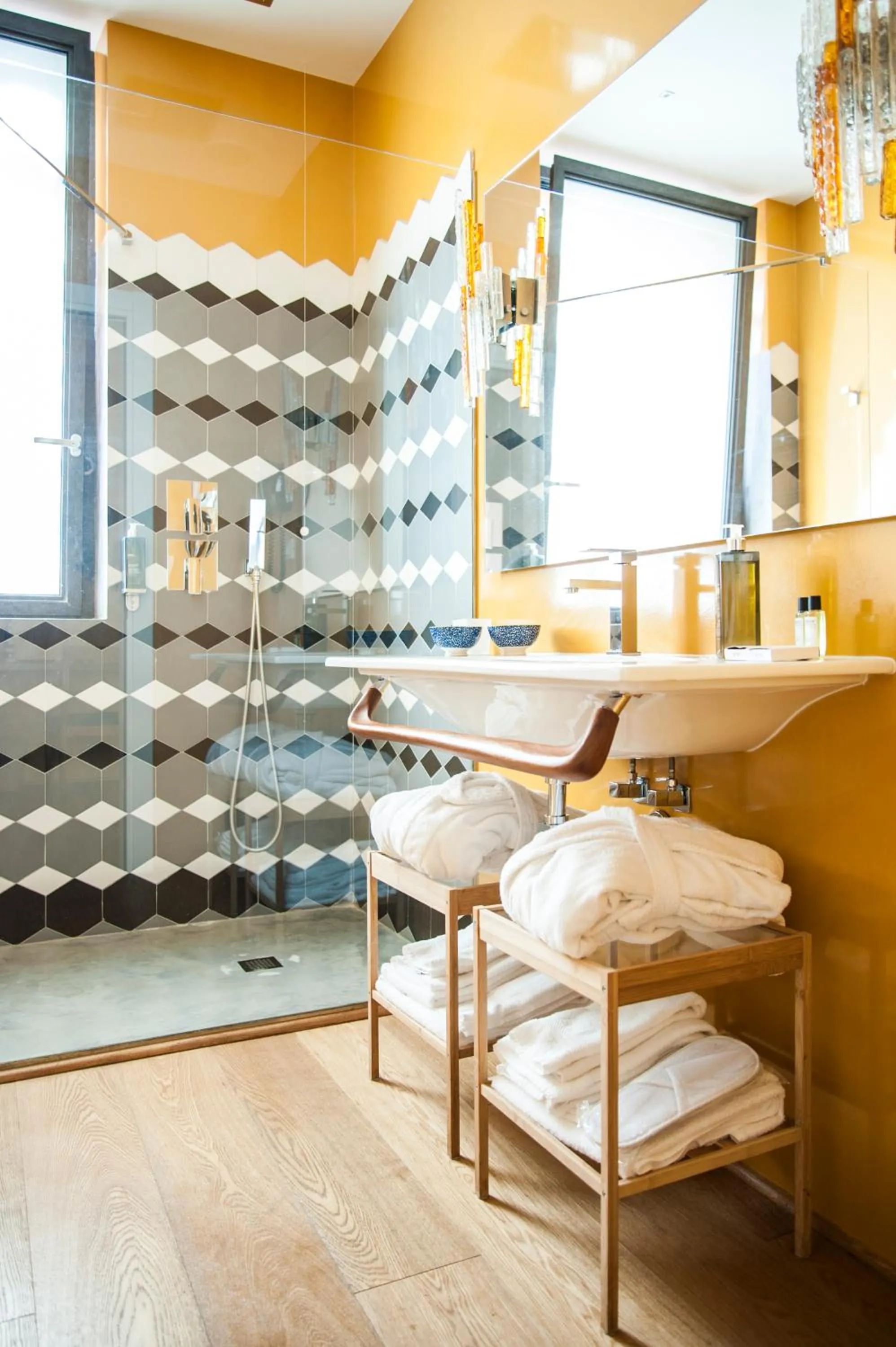 Bathroom in Rarity Suites