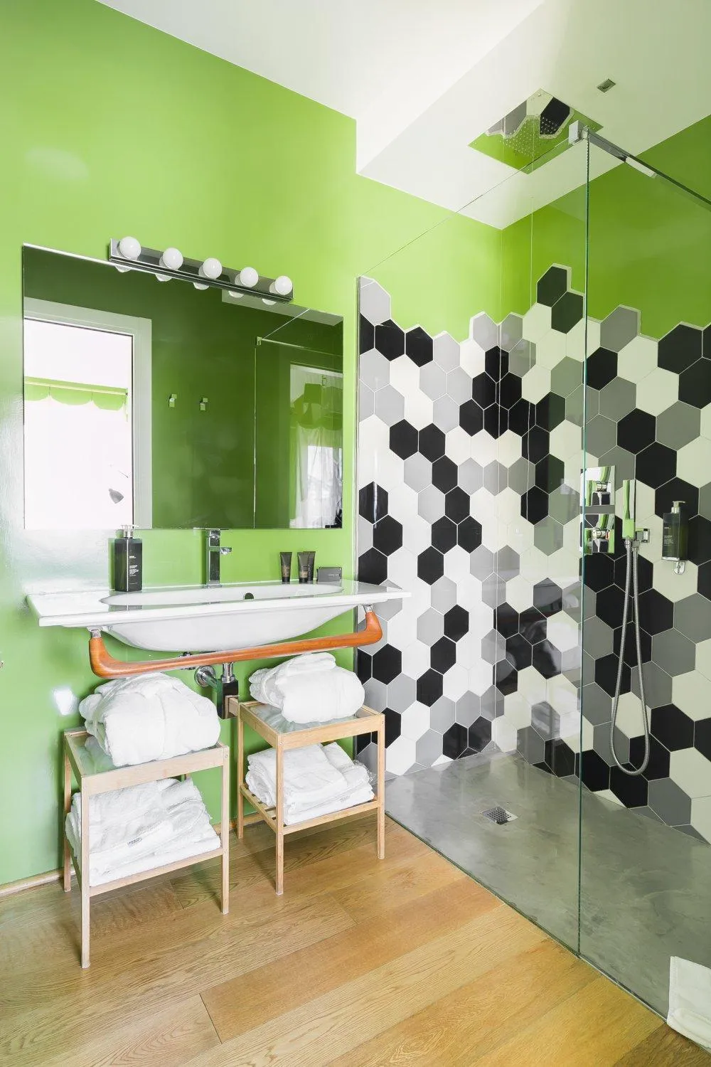 Bathroom in Rarity Suites