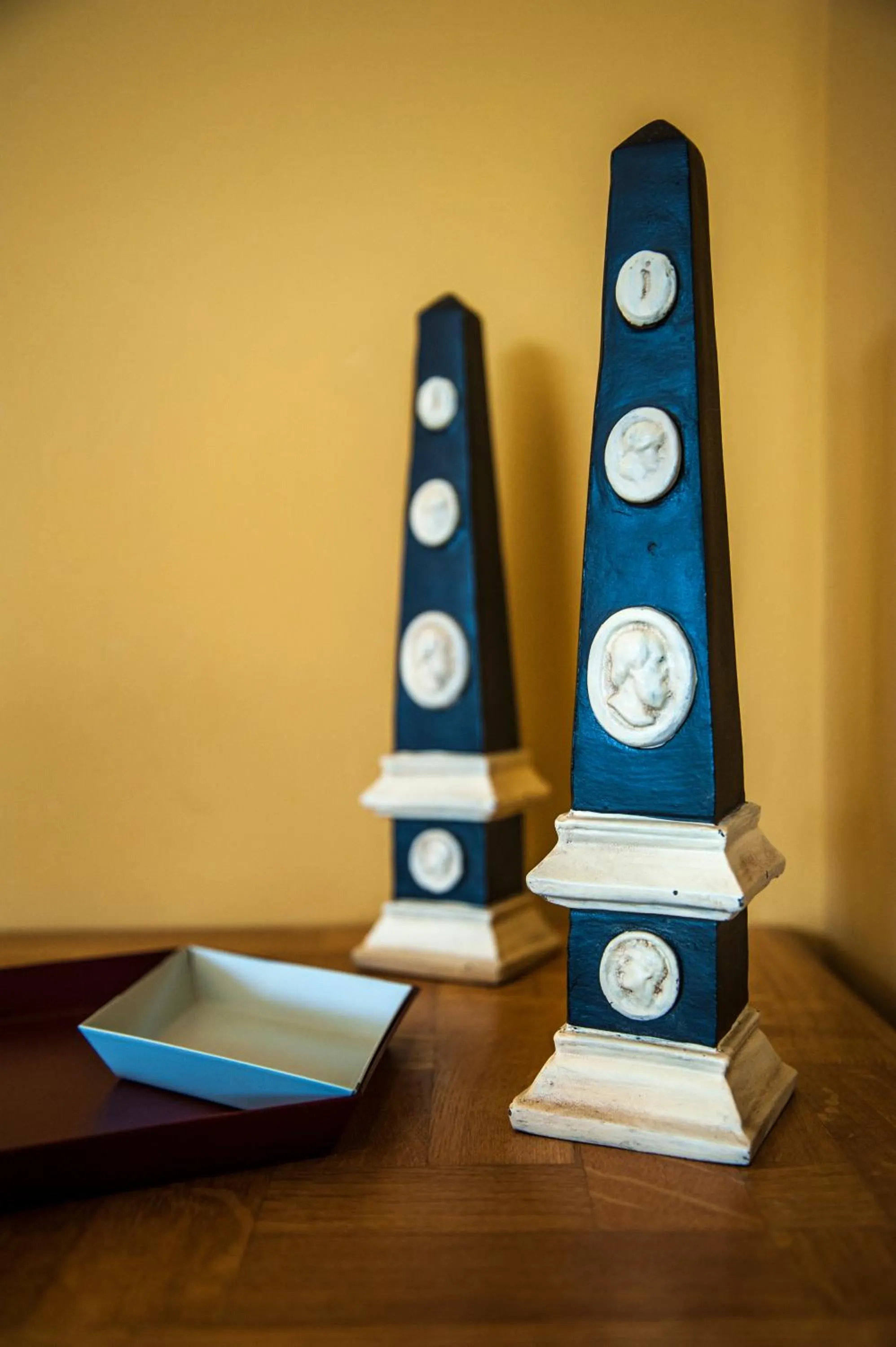 Decorative detail in Rarity Suites