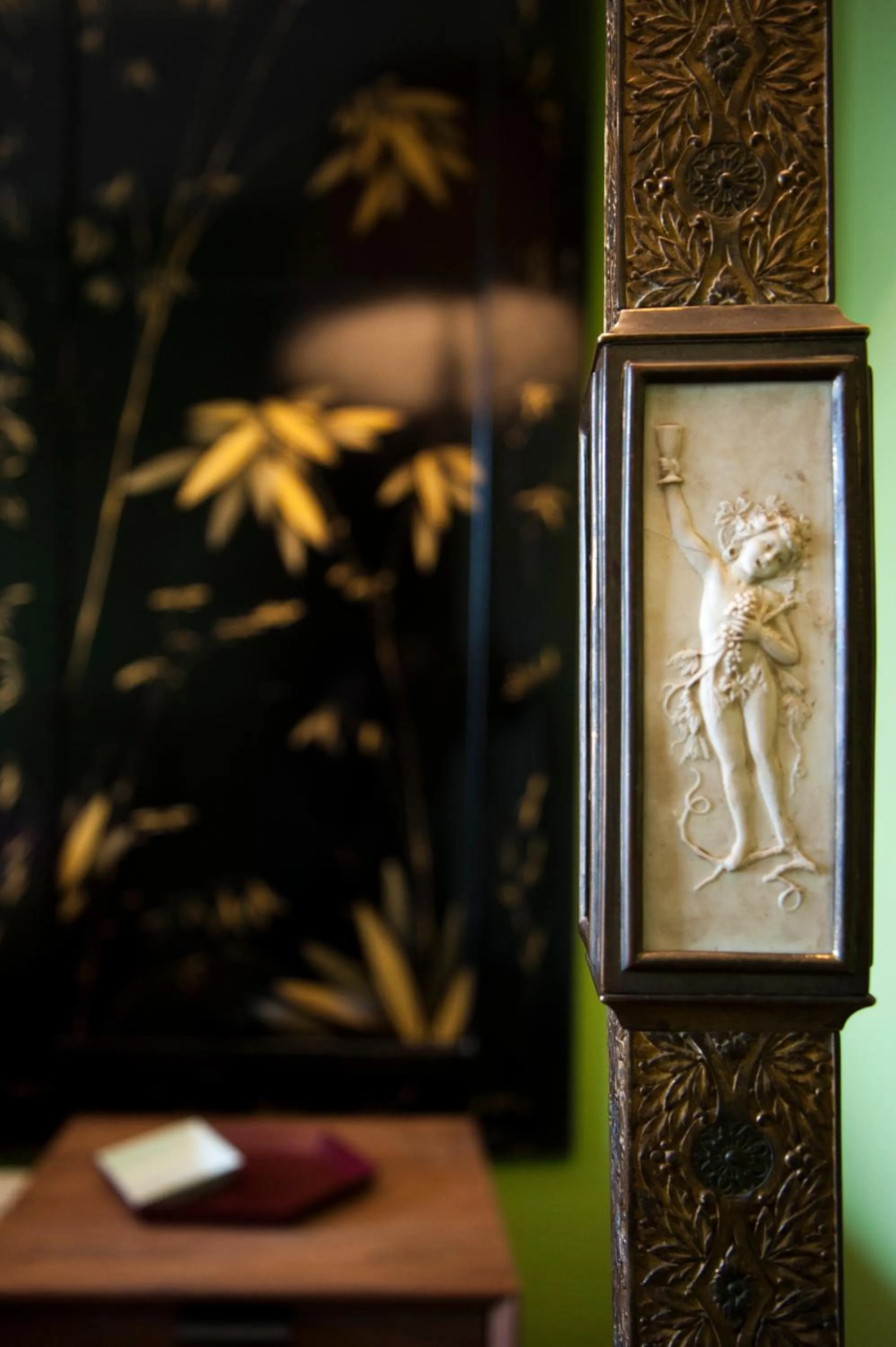 Decorative detail in Rarity Suites