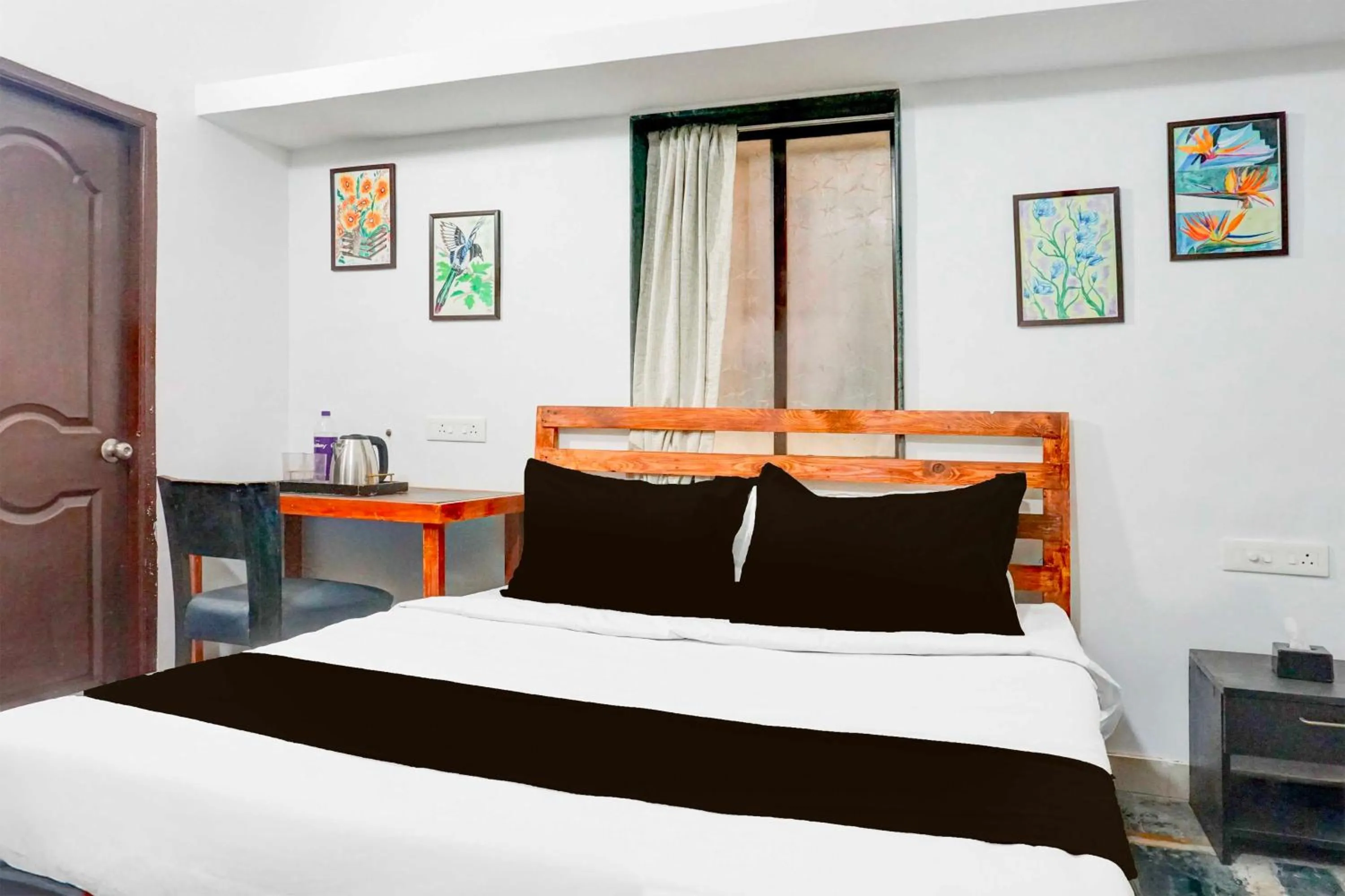 Hotel O Pune Girme Park Bus Station