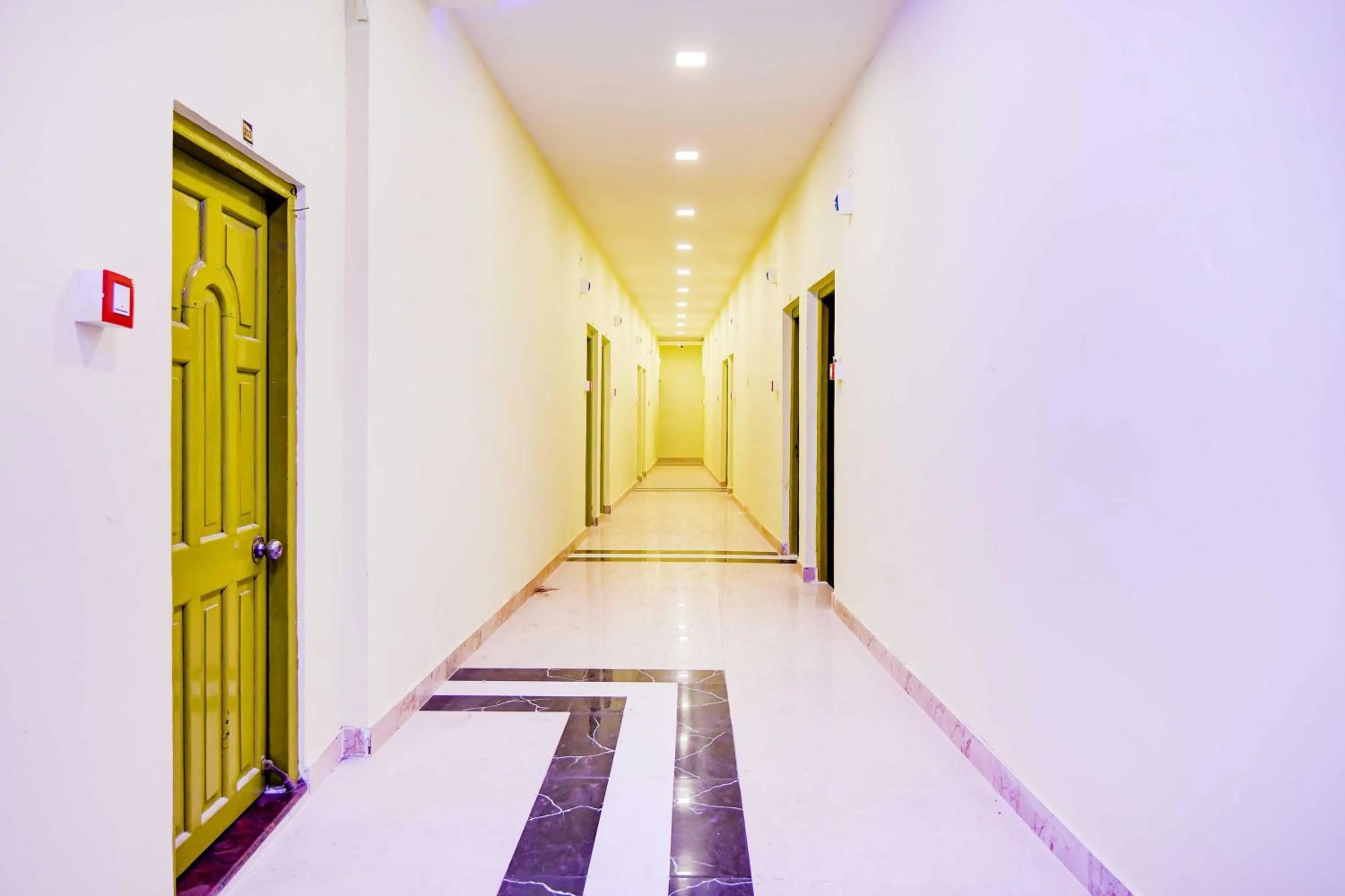 Lobby or reception in Hotel O Kolkata Padmapukur Lake