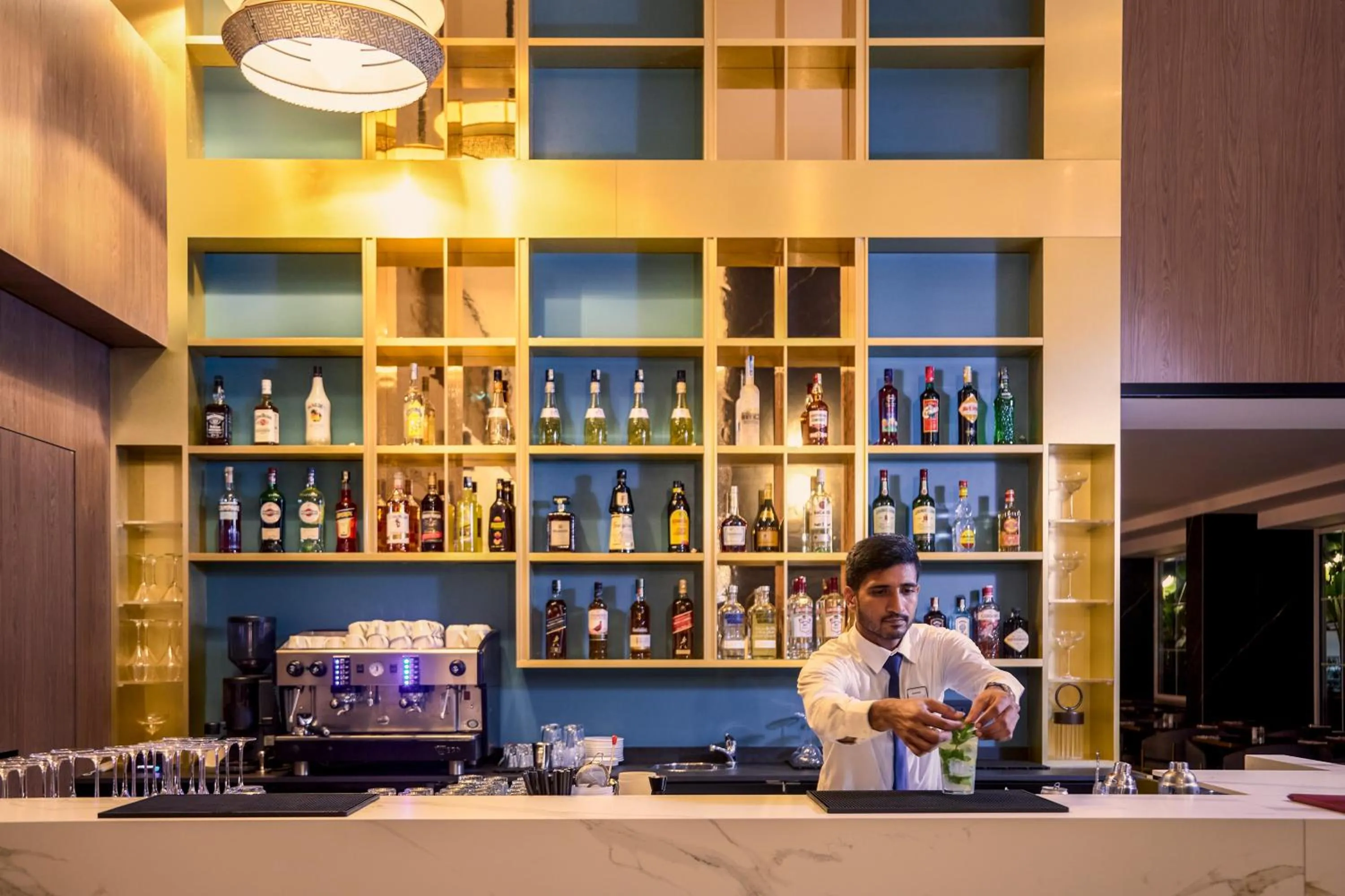 Restaurant/places to eat in Novotel Malta Sliema