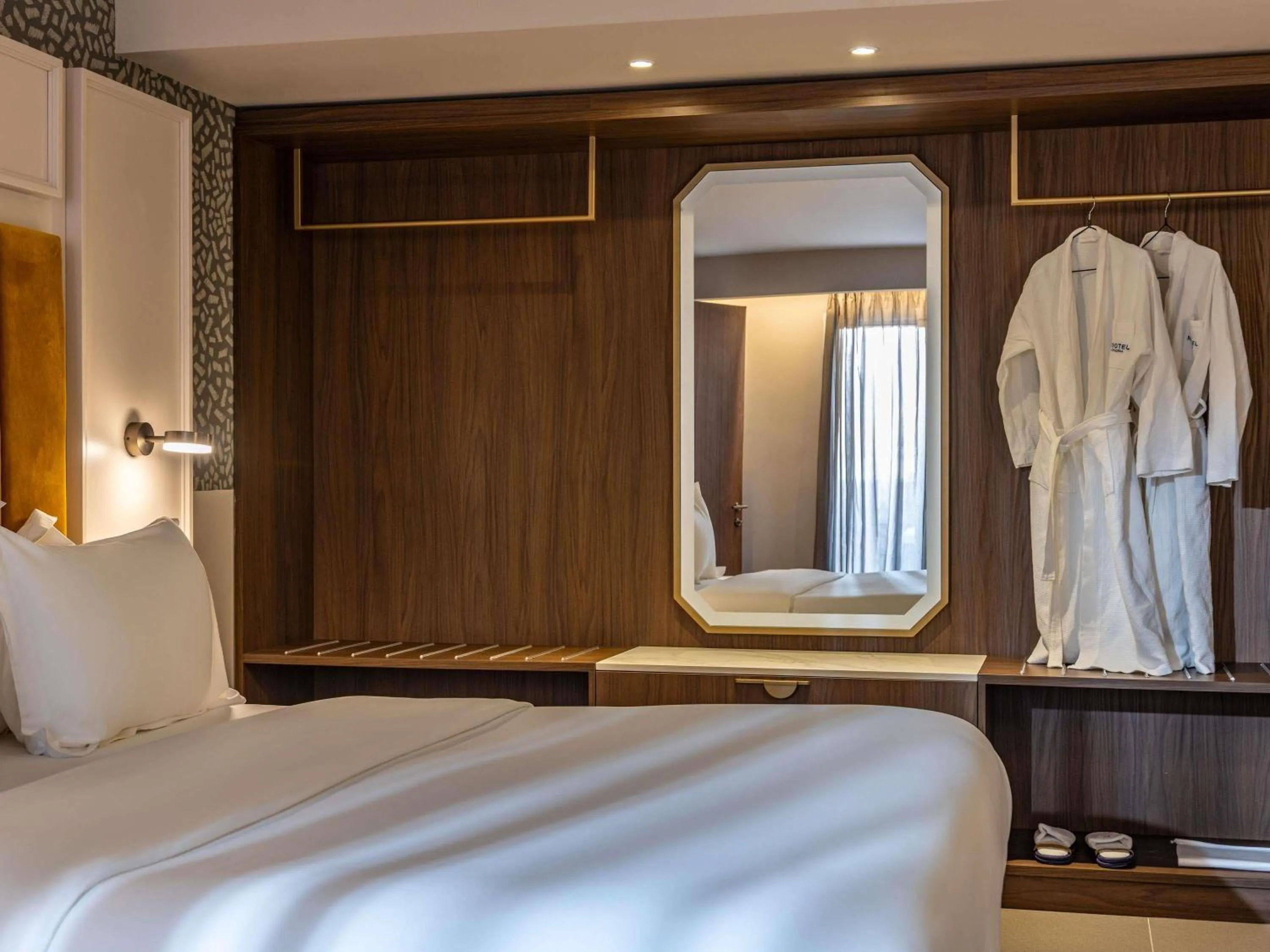 Bedroom, Bed in Novotel Malta Sliema