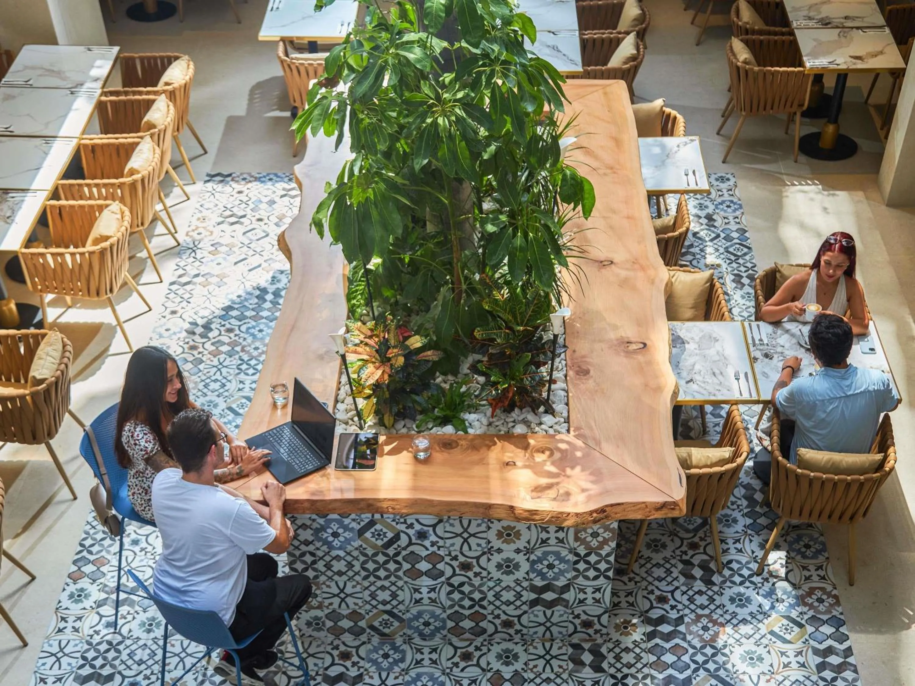 Restaurant/places to eat in Novotel Malta Sliema