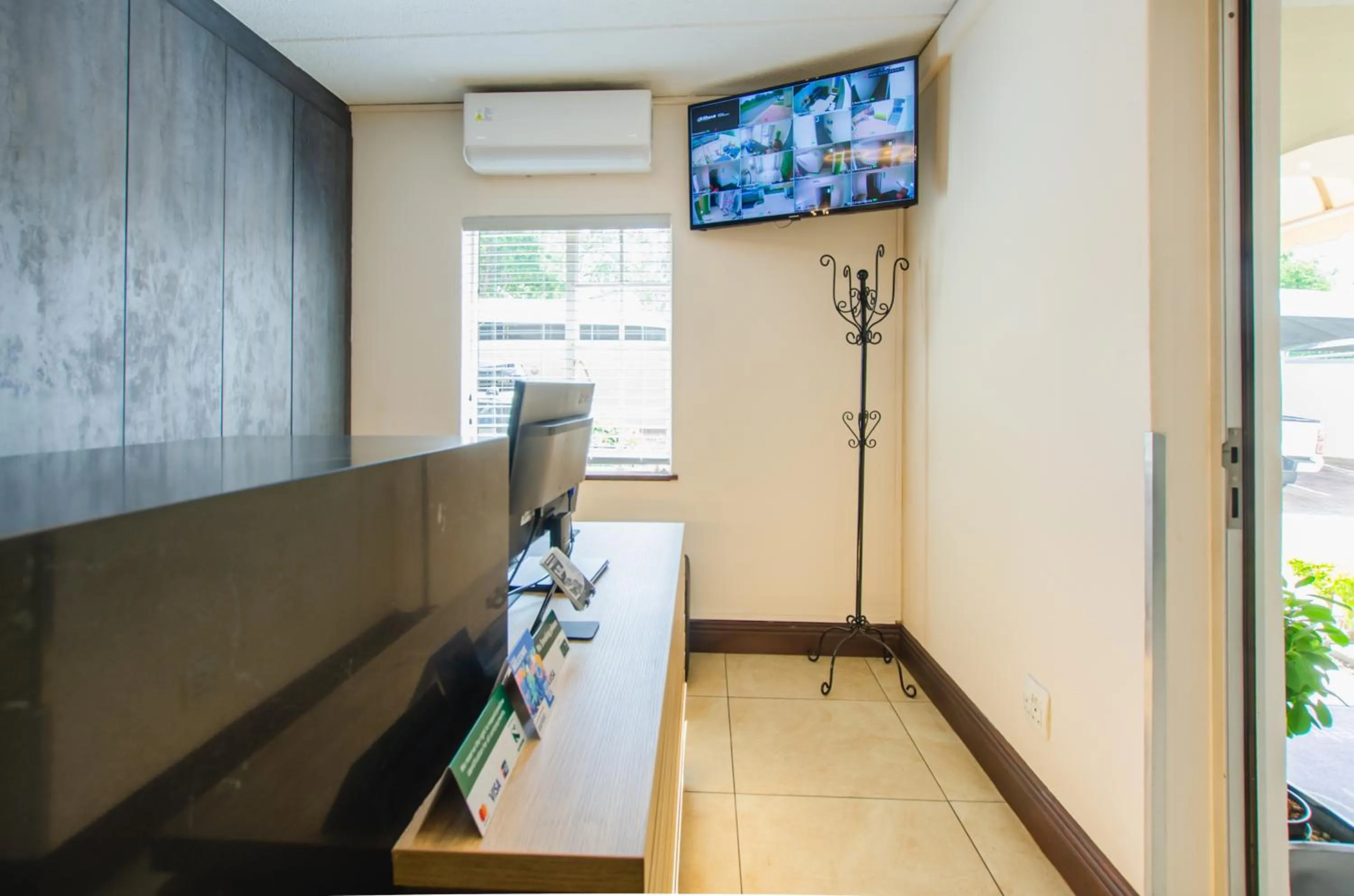 Lobby or reception in Melrose Corner Self-Catering Hotel Apartments