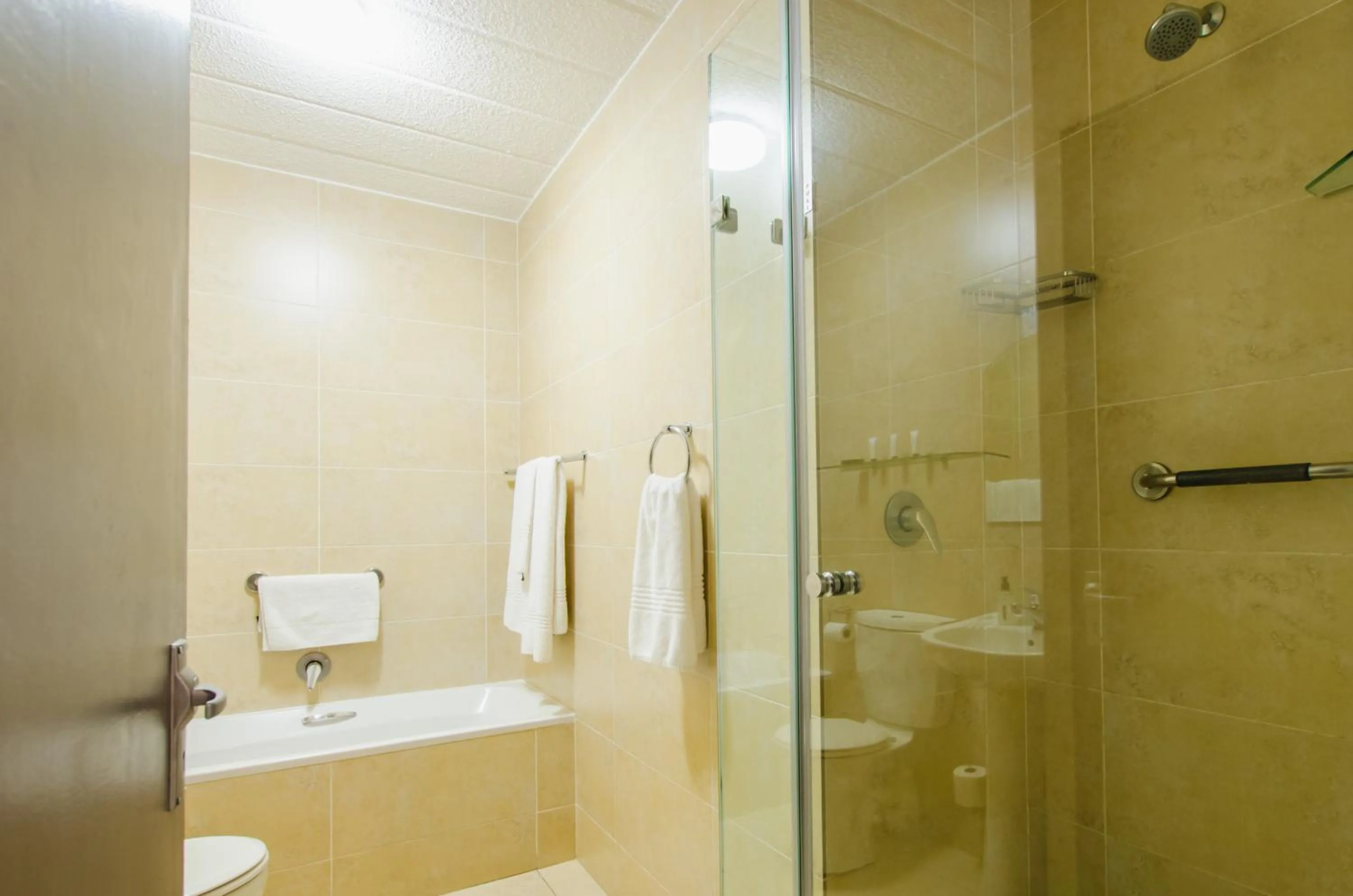 Shower in Melrose Corner Self-Catering Hotel Apartments