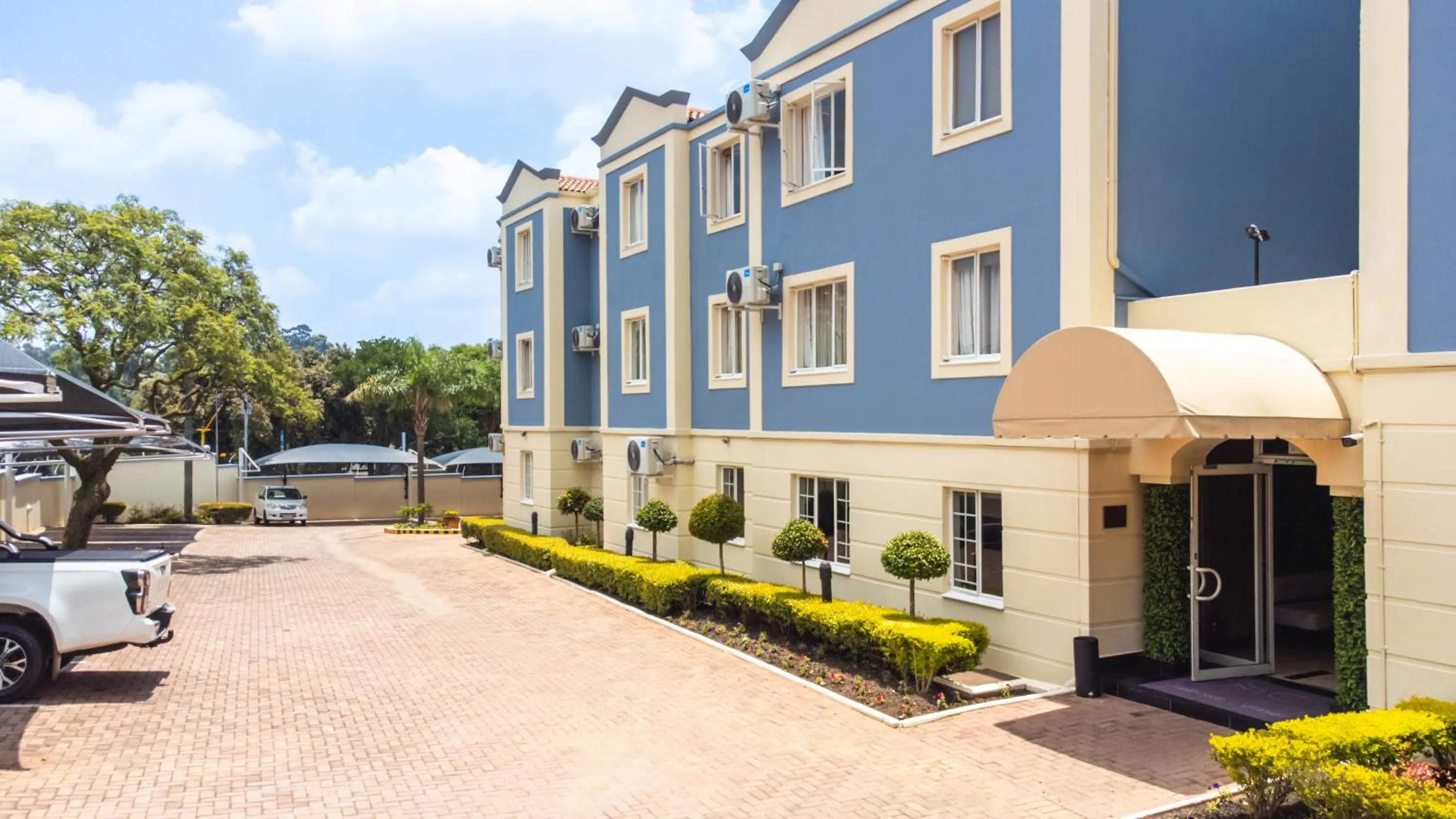 Property building in Melrose Corner Self-Catering Hotel Apartments