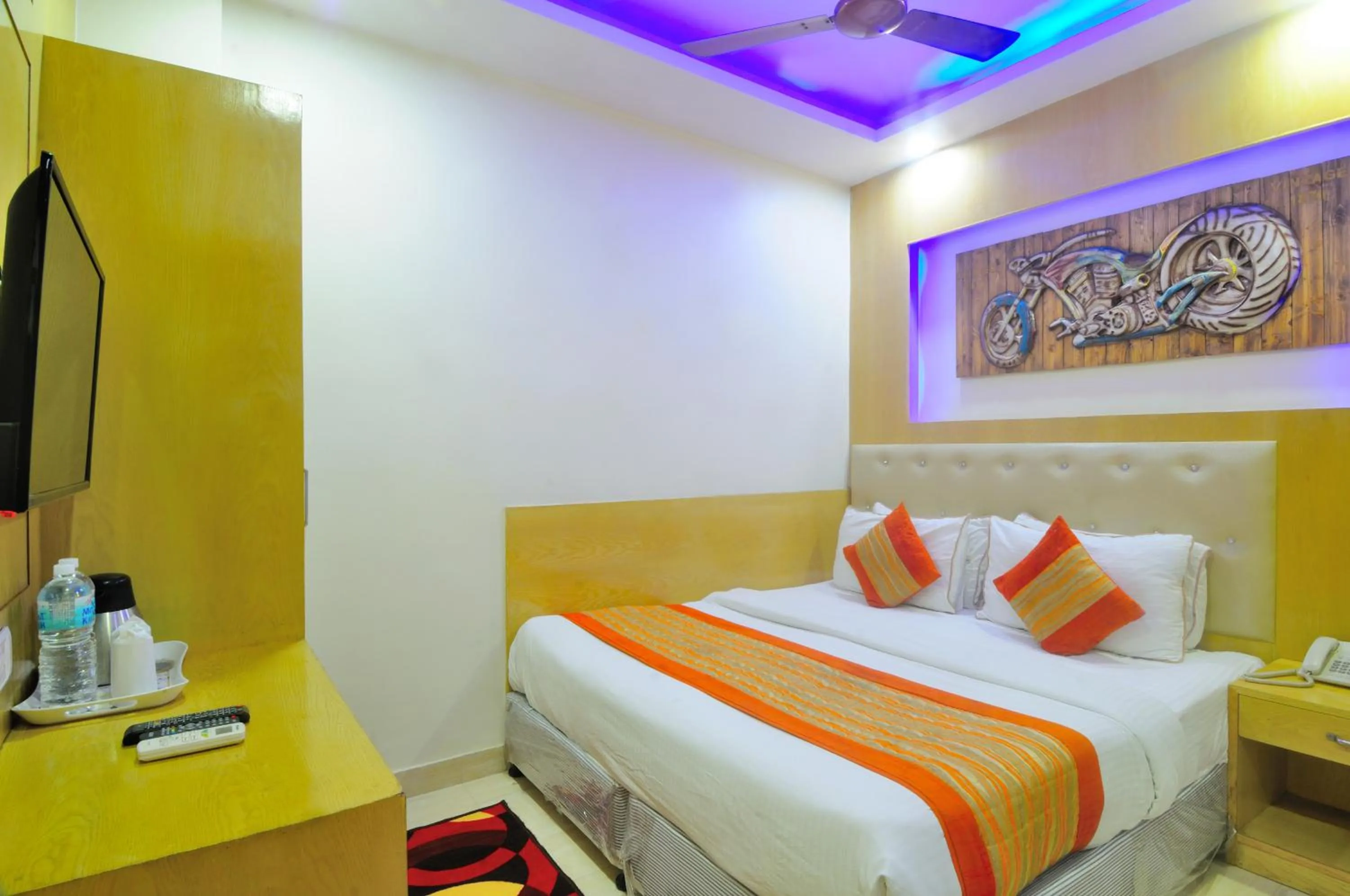 Bed in Hotel Prince Palace Deluxe - New Delhi